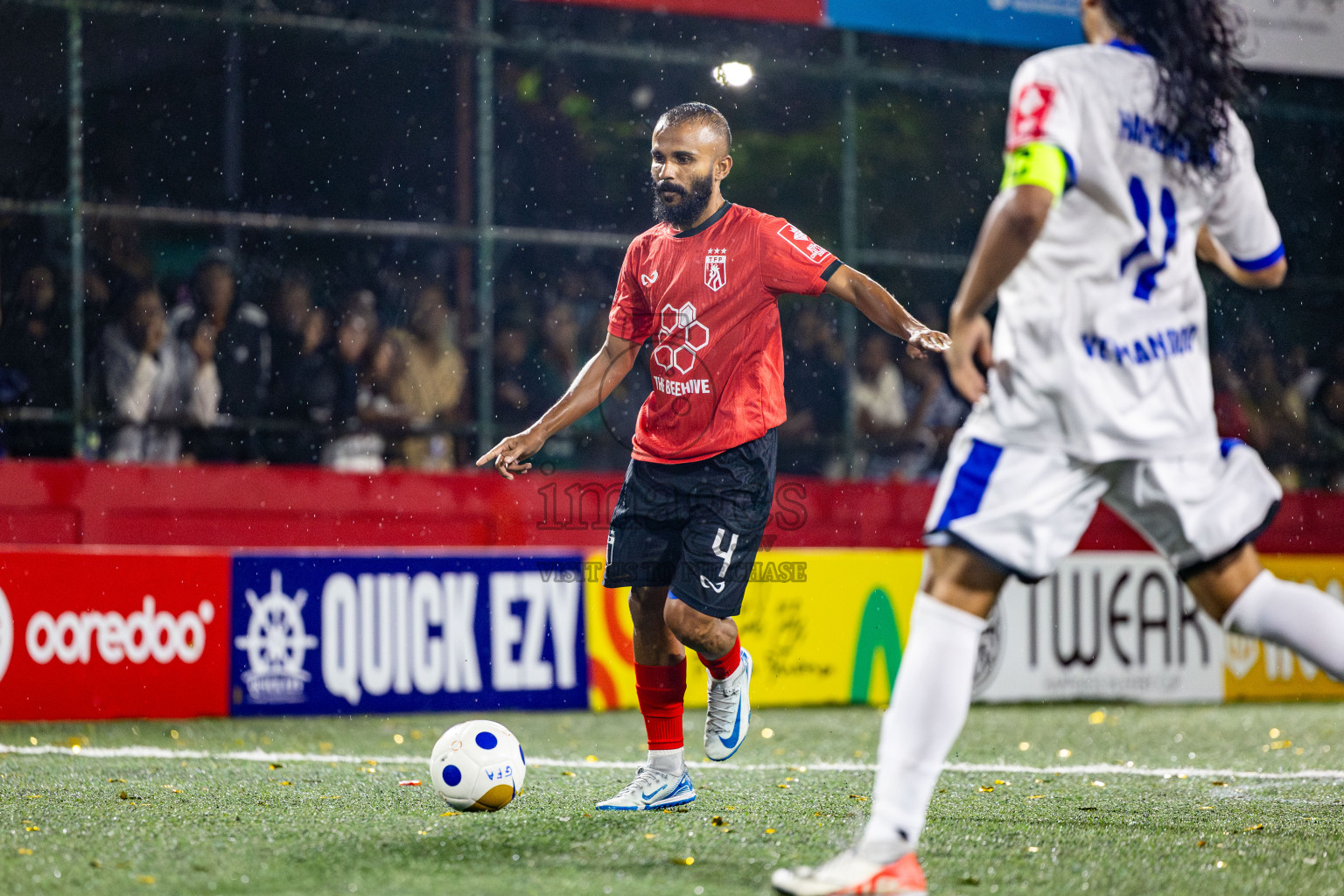 Th Thimarafushi VS Th Veymandoo in Atoll Round Semi-Final on Day 22 of Golden Futsal Challenge 2025 was held on Sunday , 26th January 2025, in Hulhumale', Maldives. Photos: Nausham Waheed / images.mv