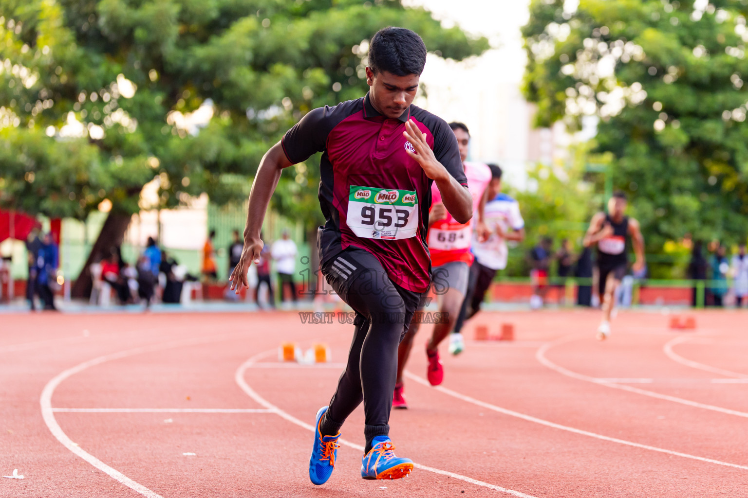 Day 1 of Inter-school Athletics Championship 2025 held in Ekuveni Synthetic Track, Male', Maldives on Monday, 06th October 2025. Photos by: Nausham Waheed / Images.mv