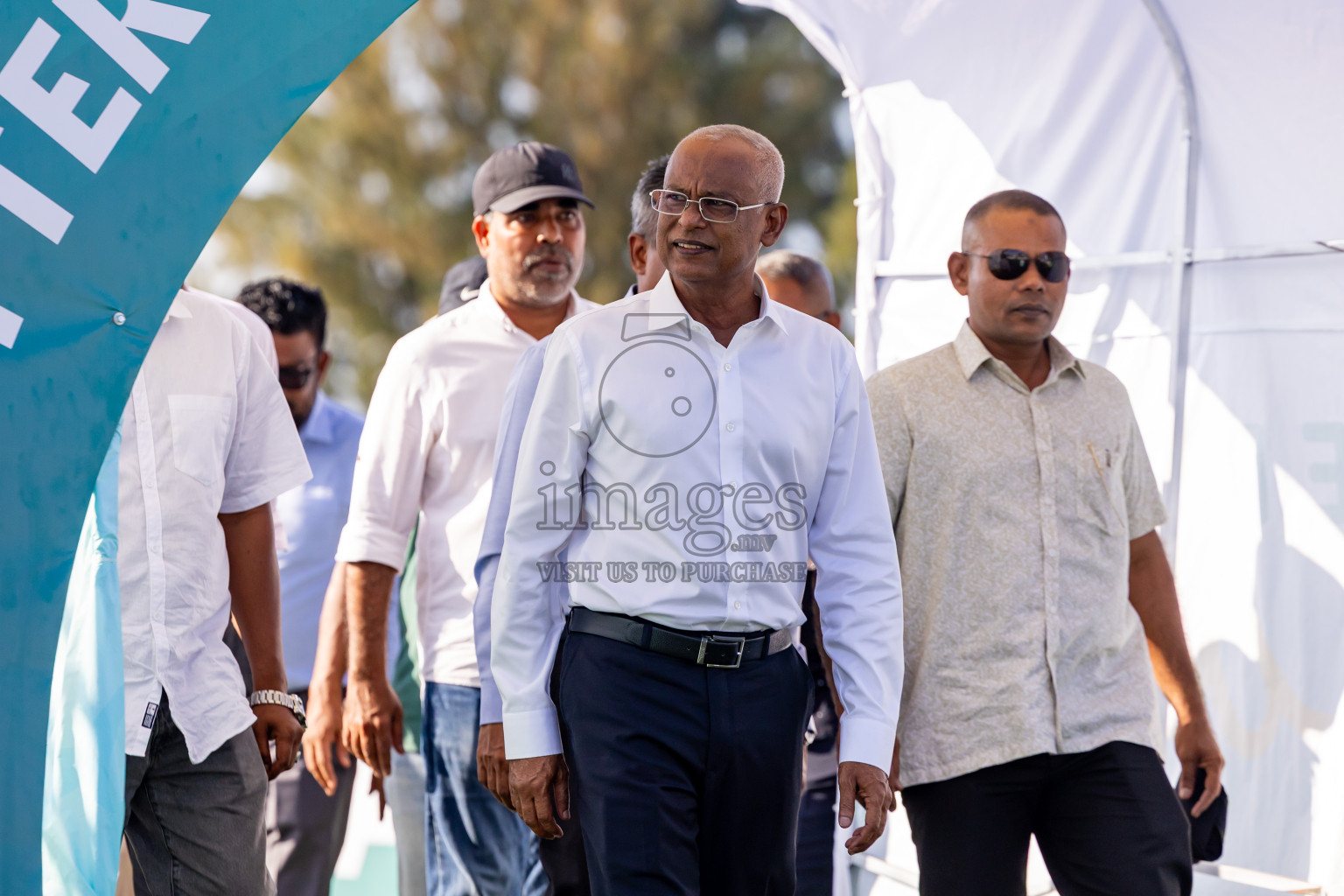 Dhonfanu vs Eydhafushi in Day 1 of Better in Baa Futsal Fiesta 2025 Woman's division held in B. Eydhafushi, Maldives on Wednesday, 5th November 2025. Photos: Nausham Waheed / images.mv