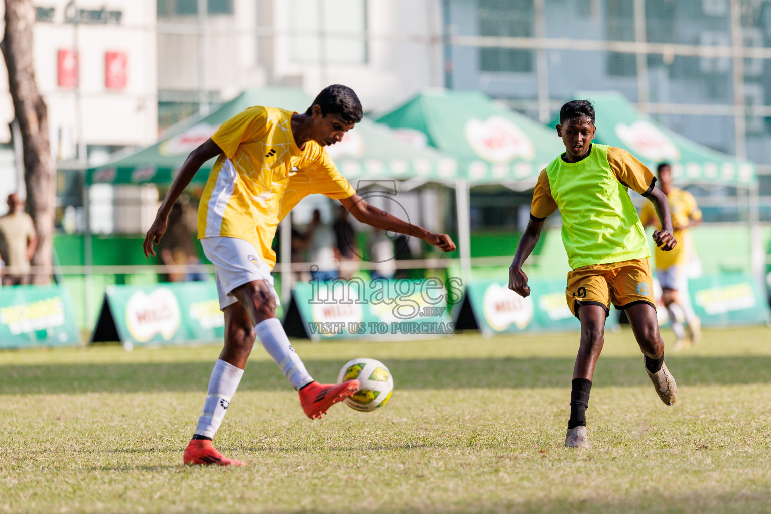 Day 4 of MILO Academy Championship 2025 (U14) was held on Sunday, 2nd November 2025 at Henveiru Football Grounds, Male', Maldives . 
Photos: Hassan Simah / images.mv