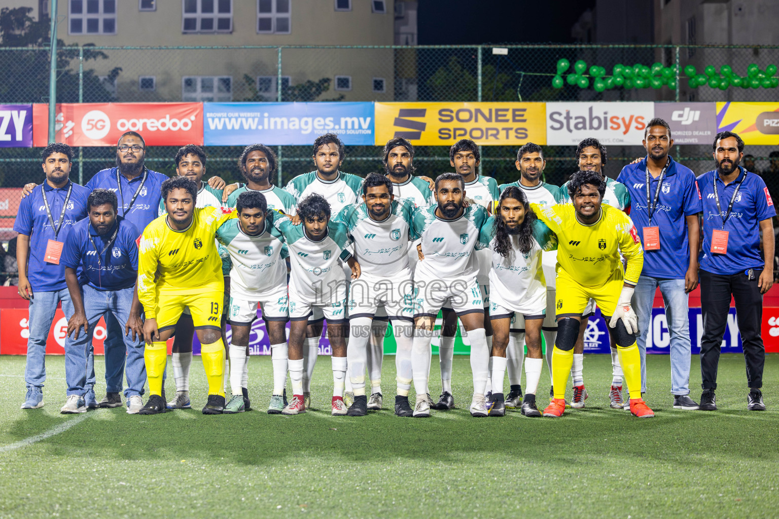 HDh Kumundhoo vs HDh Naivaadhoo in Day 17 of Golden Futsal Challenge 2025 was held on Tuesday, 21st January 2025, in Hulhumale', Maldives. Photos: Nausham Waheed / images.mv