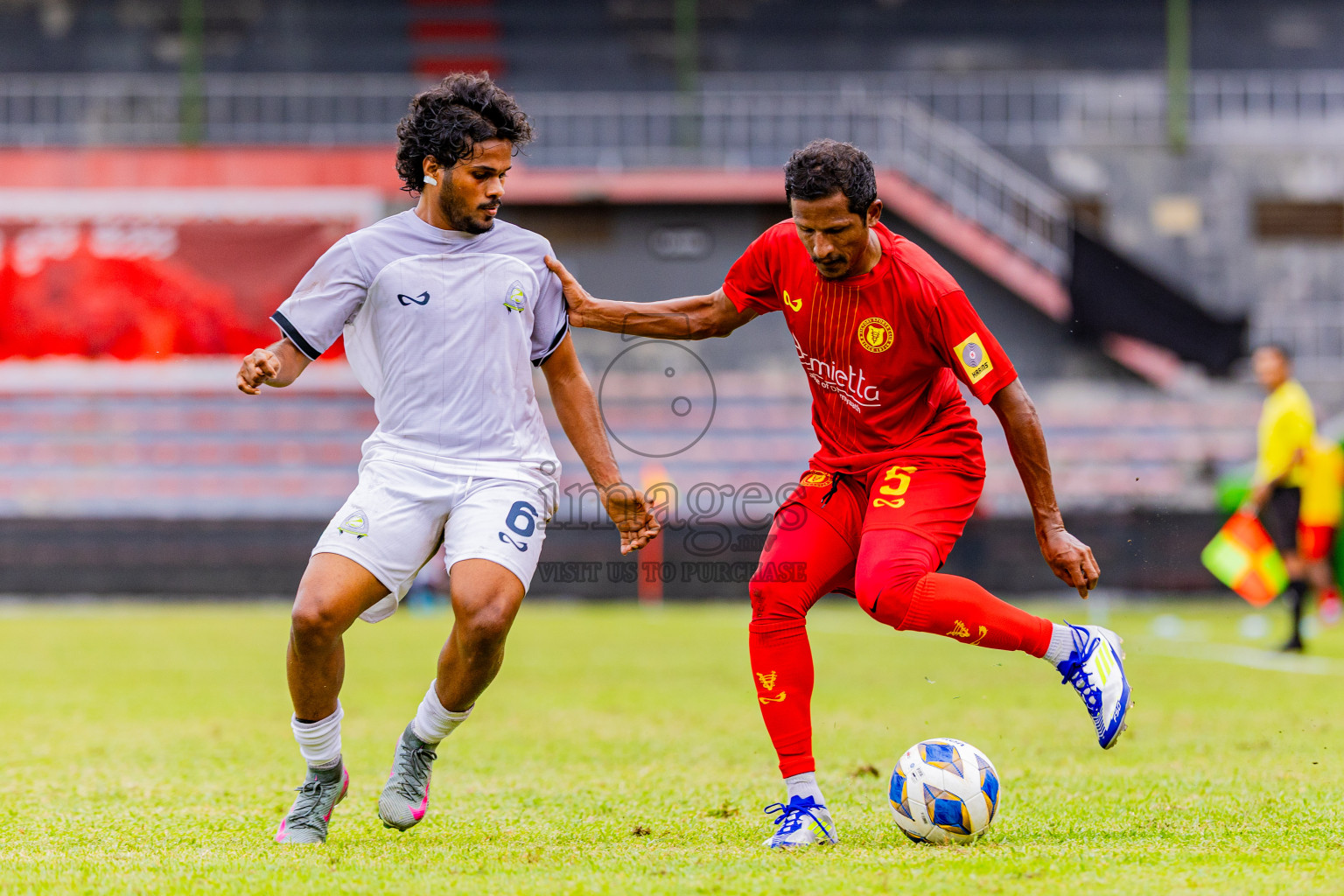 Club Green Streets vs Victory Sports Club in Dhivehi Premier League 2025/26 held in National Football Stadium, Male', Maldives on Thursday, 25th September 2025. Photos: Areef Adam / Images.mv