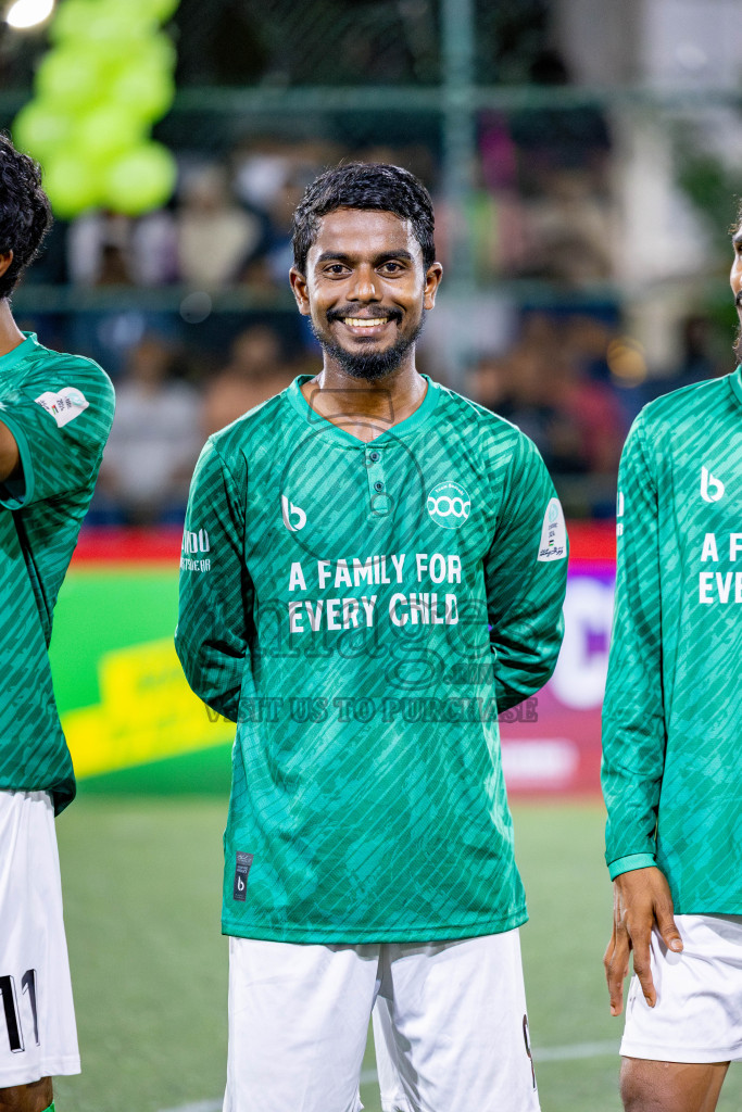 TEAM BADHAHI vs THAULEEMEE GULHUN in Club Maldives Classic 2024 held in Rehendi Futsal Ground, Hulhumale', Maldives on Monday, 16th September 2024. Photos: Shu / images.mv