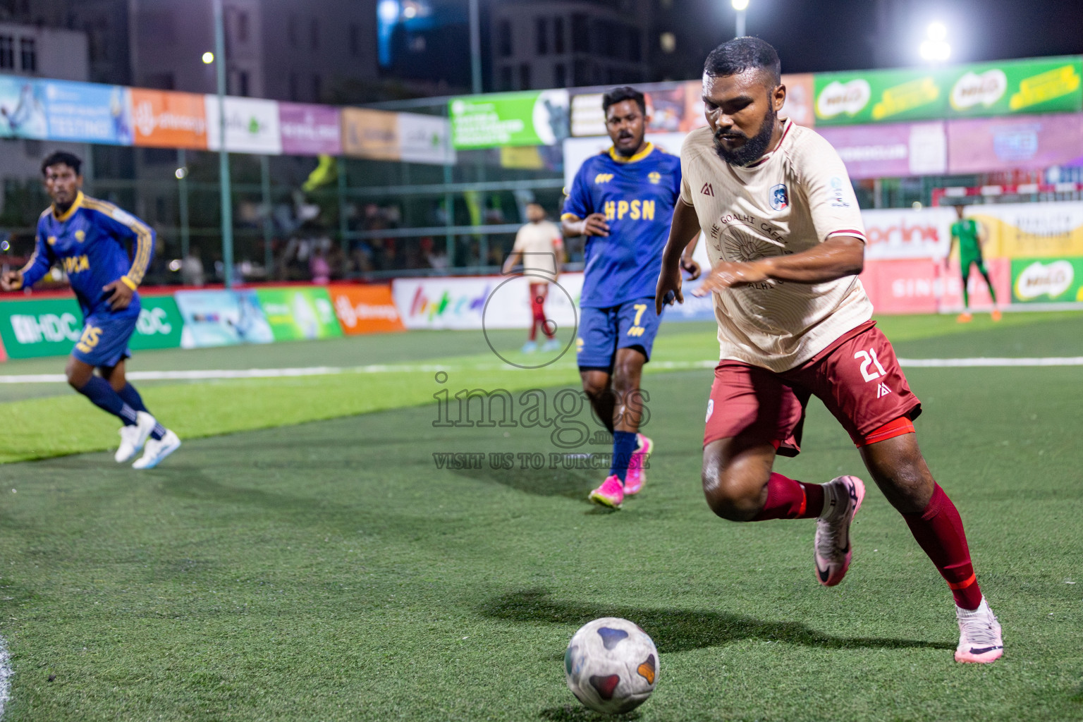 CLUB 220 vs HPSN in the Quarter Finals of Club Maldives Classic 2024 held in Rehendi Futsal Ground, Hulhumale', Maldives on Tuesday, 17th September 2024. 
Photos: Hassan Simah / images.mv