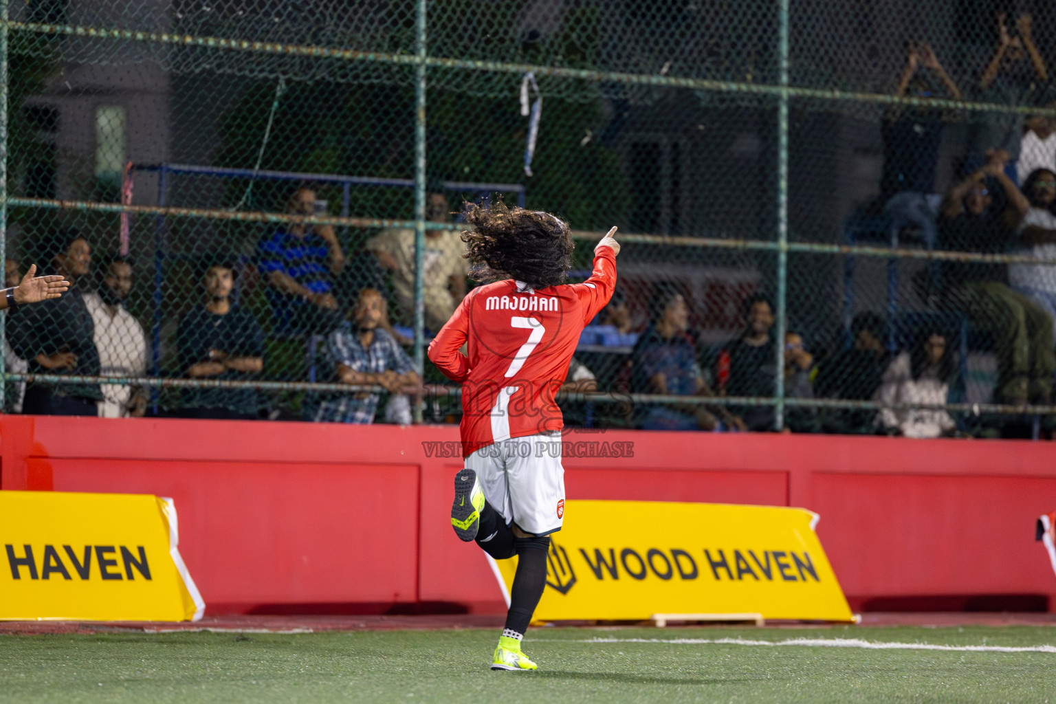 Sheesha vs Roseware in Day 1 of Office League 2025 was held on Wednesday, 16th April 2025 in Hulhumale', Maldives.
Photos: Ismail Thoriq / images.mv