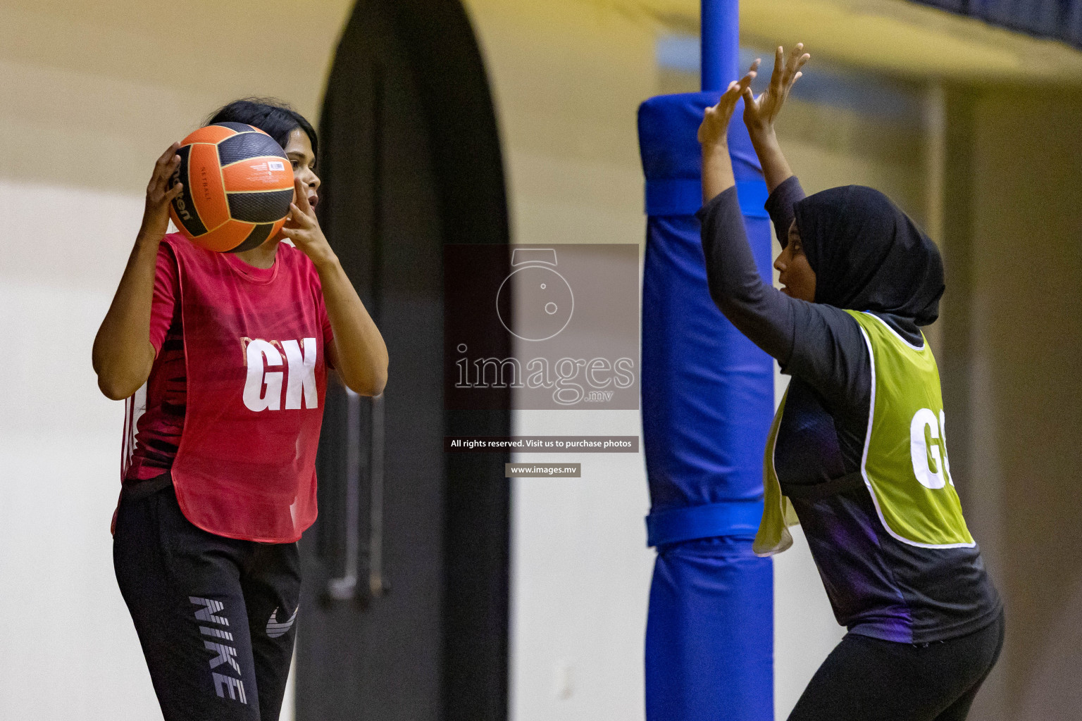 Lorenzo Sports Club vs Youth United Sports Club in the Milo National Netball Tournament 2022 on 20 July 2022, held in Social Center, Male', Maldives. Photographer: Hassan Simah / Images.mv