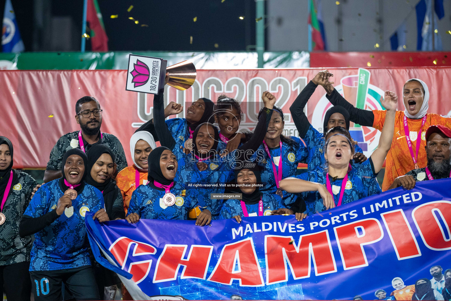 orts Limited vs WAMCO - in the Finals 18/30 Women's Futsal Fiesta 2021 held in Hulhumale, Maldives on 18 December 2021. Photos by Shuu Abdul Sattar