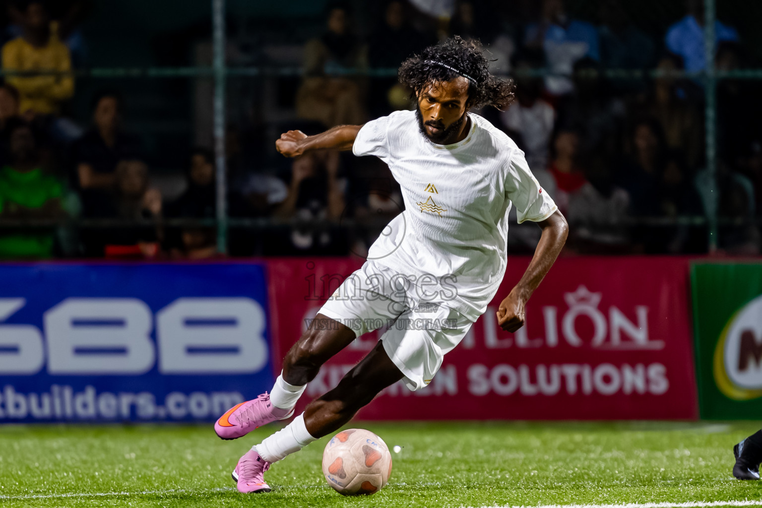 Arena vs Hawks in the Final of Milo Sector League 2025 was held in Rehendhi Futsal Ground, Hulhumale', Maldives on Tuesday, 18th November 2025. Photos: Nausham Waheed  / images.mv