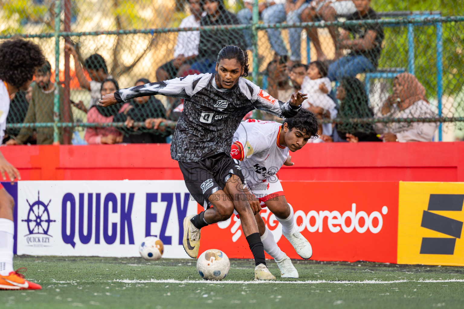 F Feeali vs F Magoodhoo in Day 12 of Golden Futsal Challenge 2025 was held on Thursday, 16th January 2025, in Hulhumale', Maldives Photos: Ismail Thoriq / images.mv
