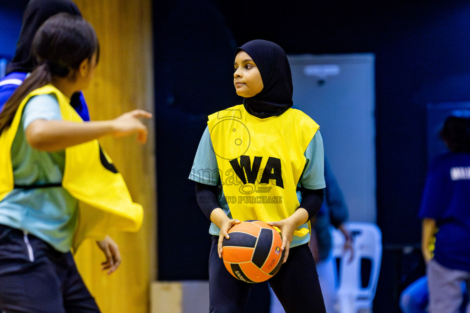 MV Netters vs Kulhudhuhfushi Youth & Recreation Club in Day 5 of 21st National Netball Tournament was held in Social Canter at Male', Maldives on Monday, 20th May 2024. Photos: Nausham Waheed / images.mv