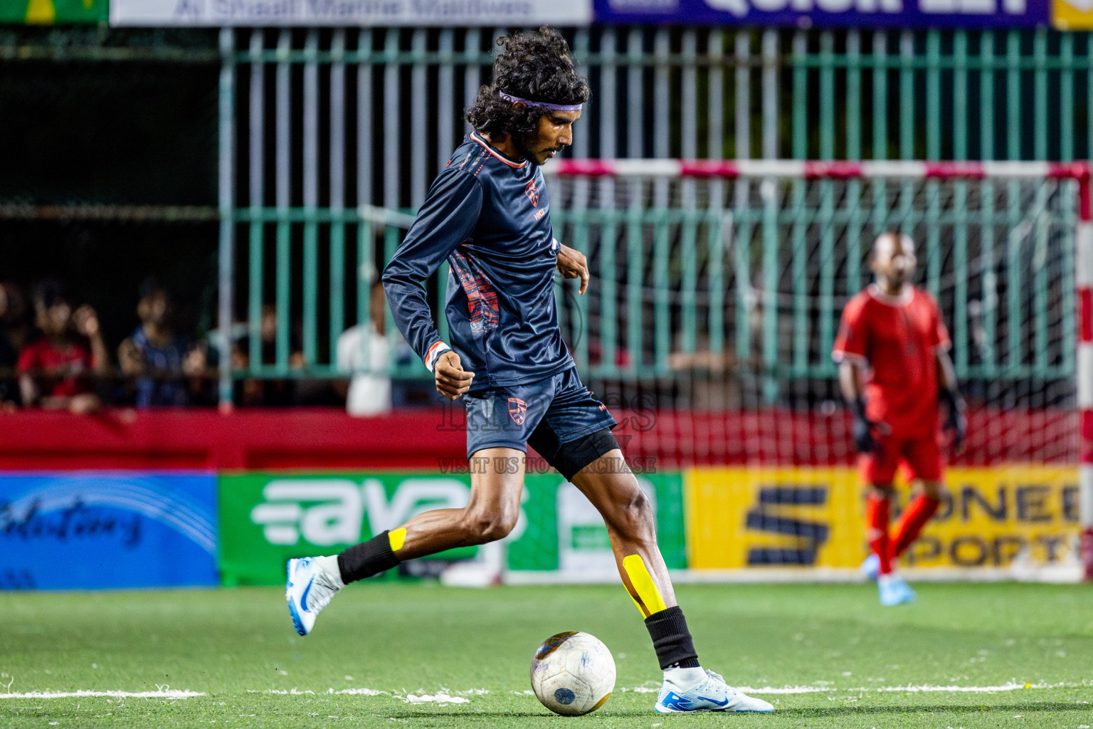 R Inguraidhoo vs Sh Kanditheem in zone round on Day 29 of Golden Futsal Challenge 2025 was held on Sunday , 2nd February 2025, in Hulhumale', Maldives. Photos: Nausham Waheed / images.mv