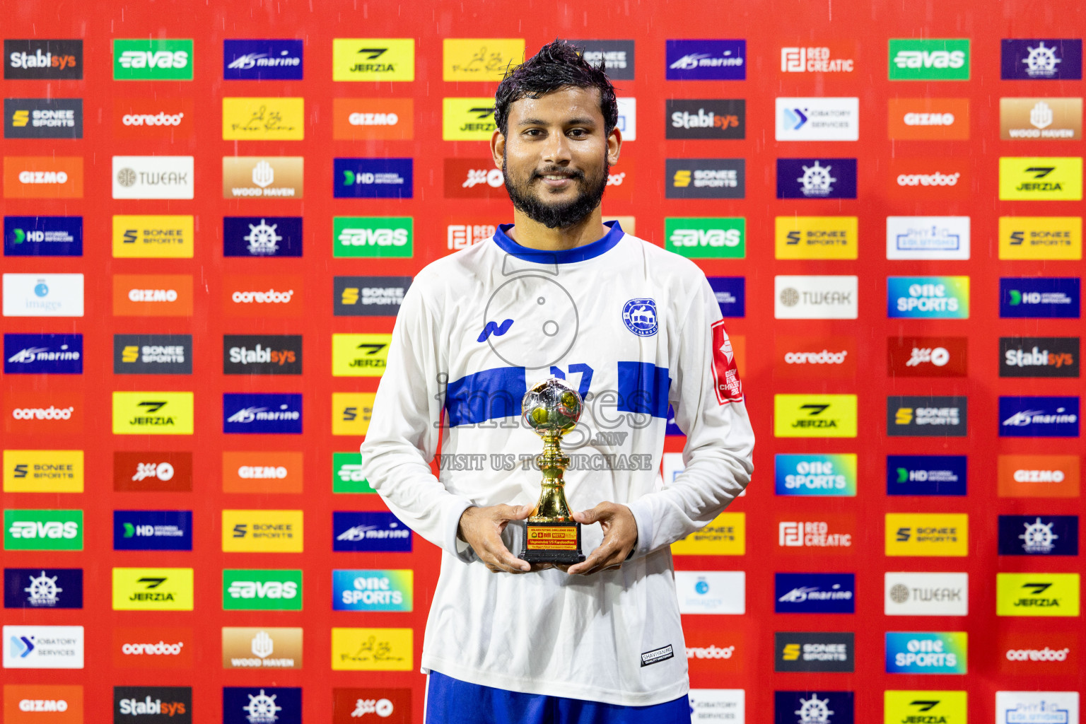 Th. Veymandoo VS Th. Kandoodhoo in Day 18 of Golden Futsal Challenge 2025 was held on Wednesday, 22nd January 2025, in Hulhumale', Maldives. Photos: Nausham Waheed / images.mv