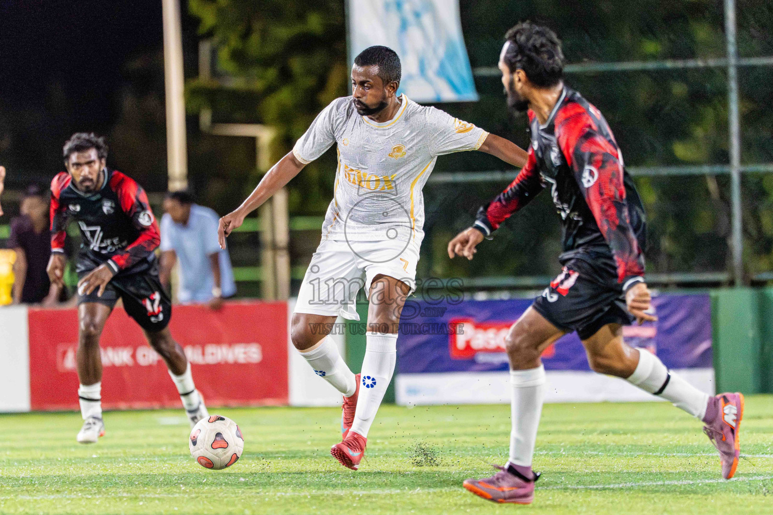Lecrose VS BGSC in Day 4 - Fonadhoo Youth Futsal Challenge 2025 held in Fonadhoo Futsal Stadium, L. Fonadhoo, Maldives on Wednesday, 29th October 2025 Photos: Arif Rasheed / images.mv