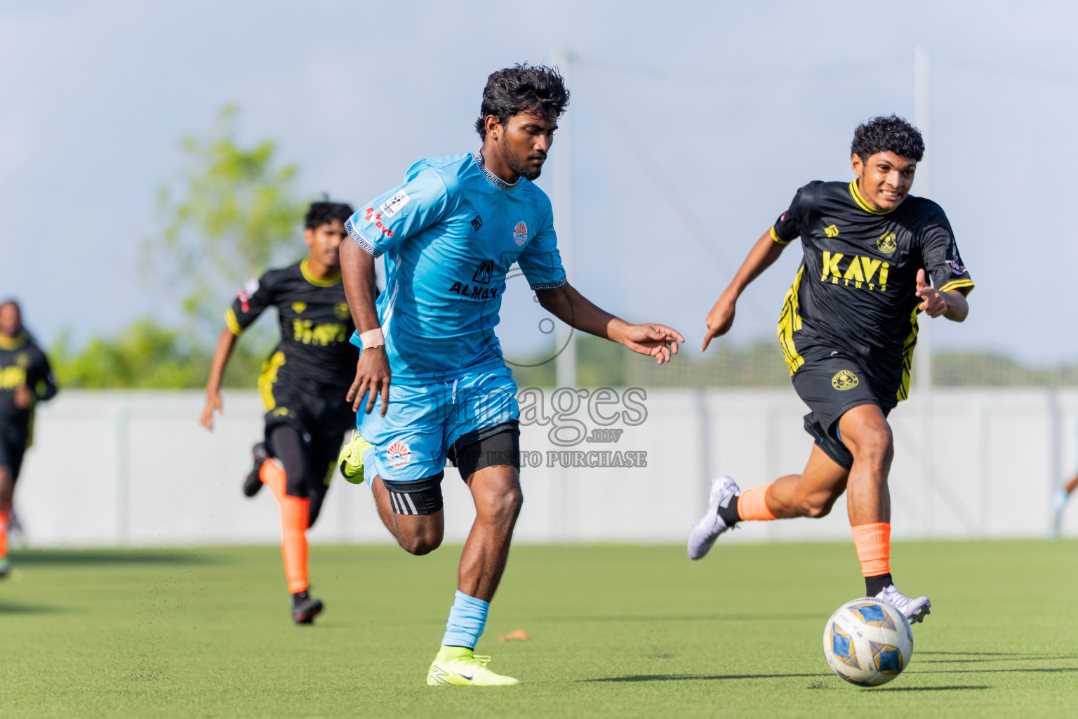 Irumathi FC VS Middle East in Day 5 of Eydhafushi Cup 2025 held in Eydhafushi Football Stadium at B. Eydhafushi, Maldives on Tuesday, 9th September 2025. Photos: Arif Rasheed / images.mv