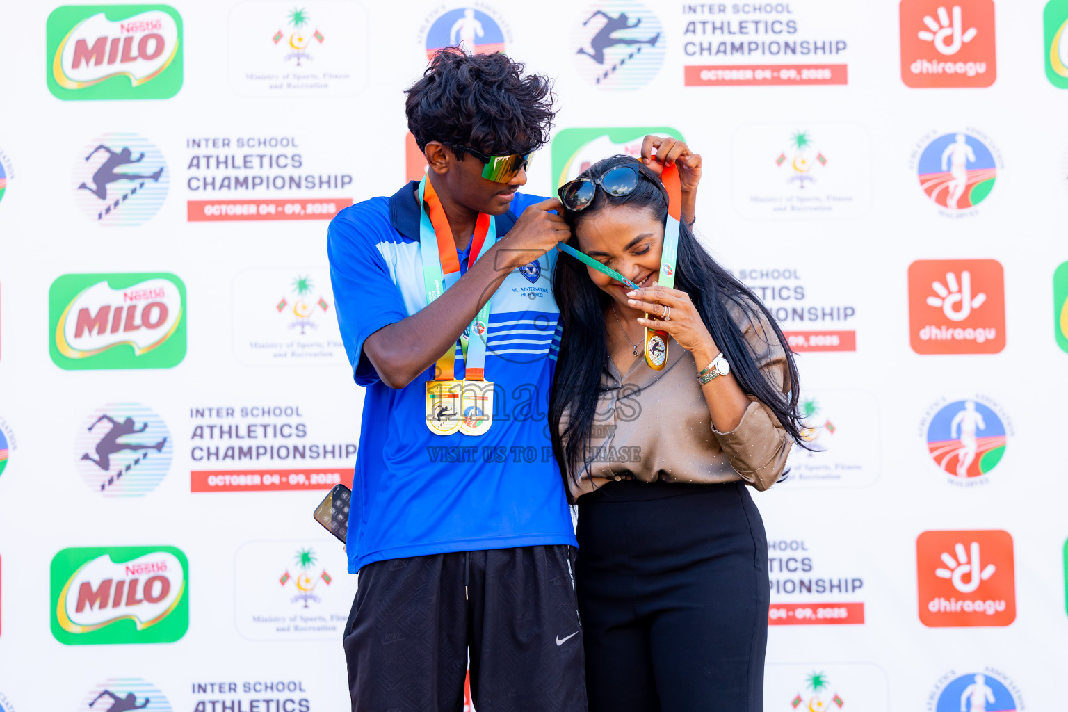 Day 3 of Inter-school Athletics Championship 2025 held in Ekuveni Synthetic Track, Male', Maldives on Wednesday, 08th October 2025. Photos by: Nausham Waheed / Images.mv