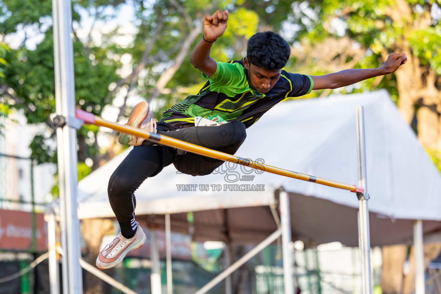 Day 1 of Inter-school Athletics Championship 2025 held in Ekuveni Synthetic Track, Male', Maldives on Monday, 06th October 2025. Photos by: Ismail Thoriq / Images.mv