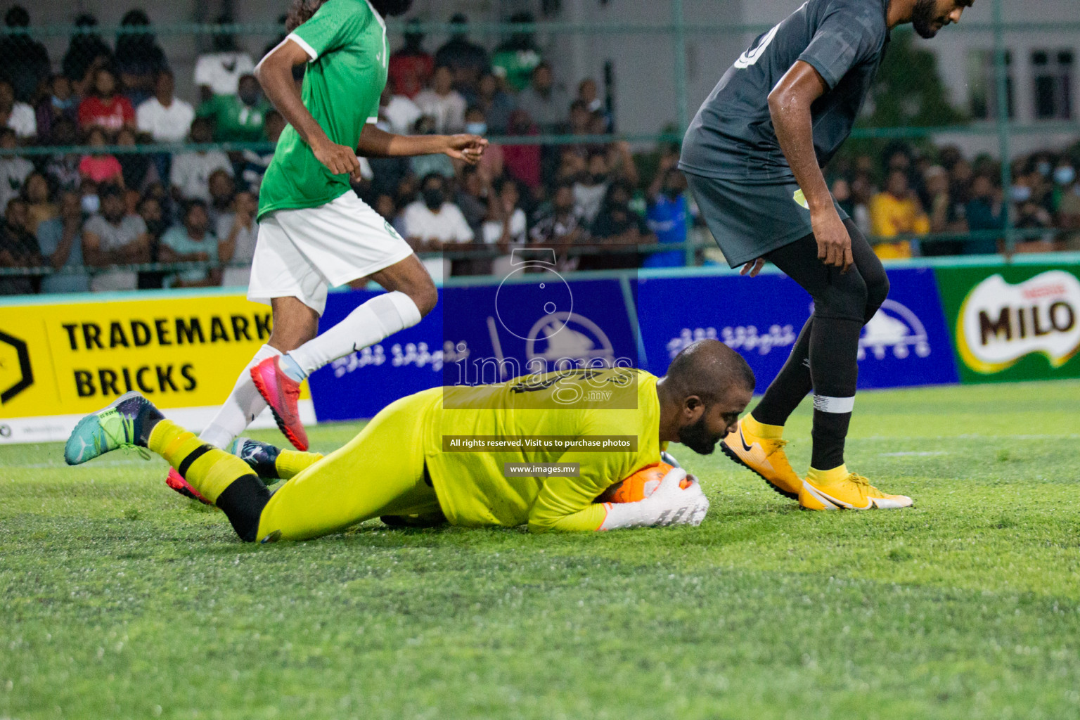 Club Maldives 2021 Round of 16 (Day 1) held at Hulhumale;, on 8th December 2021 Photos: Nasam & Simah / images.mv