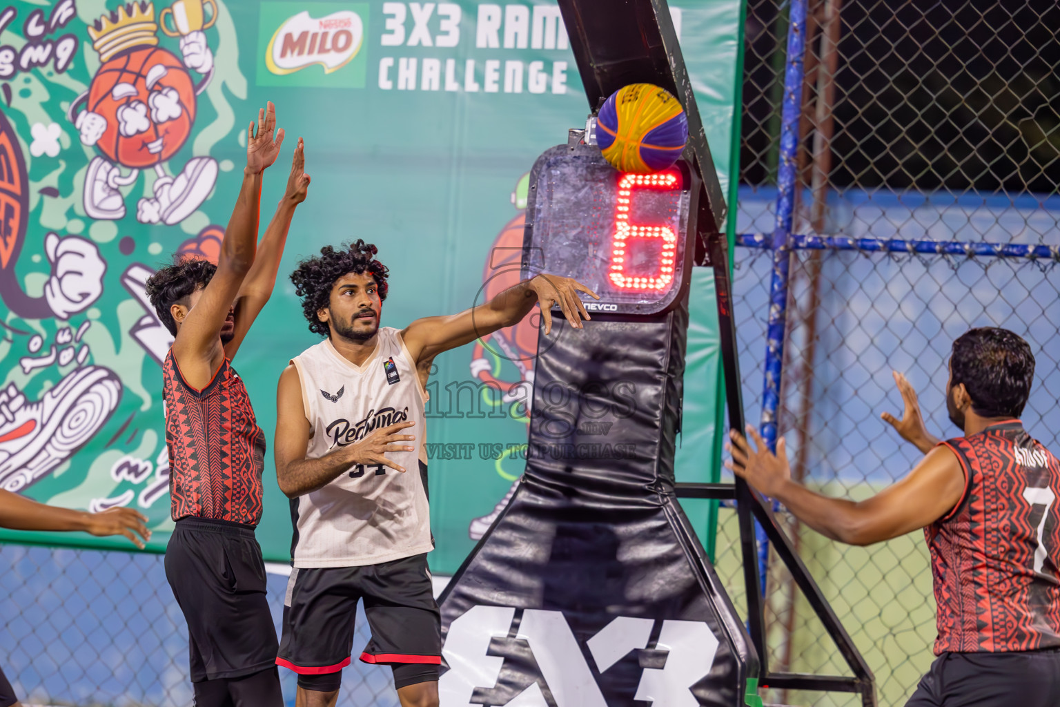 Day 6 of MILO Ramadan 3x3 Challenge 2024 was held in Ekuveni Outdoor Basketball Court at Male', Maldives on Sunday, 18th March 2024.
Photos: Ismail Thoriq / images.mv