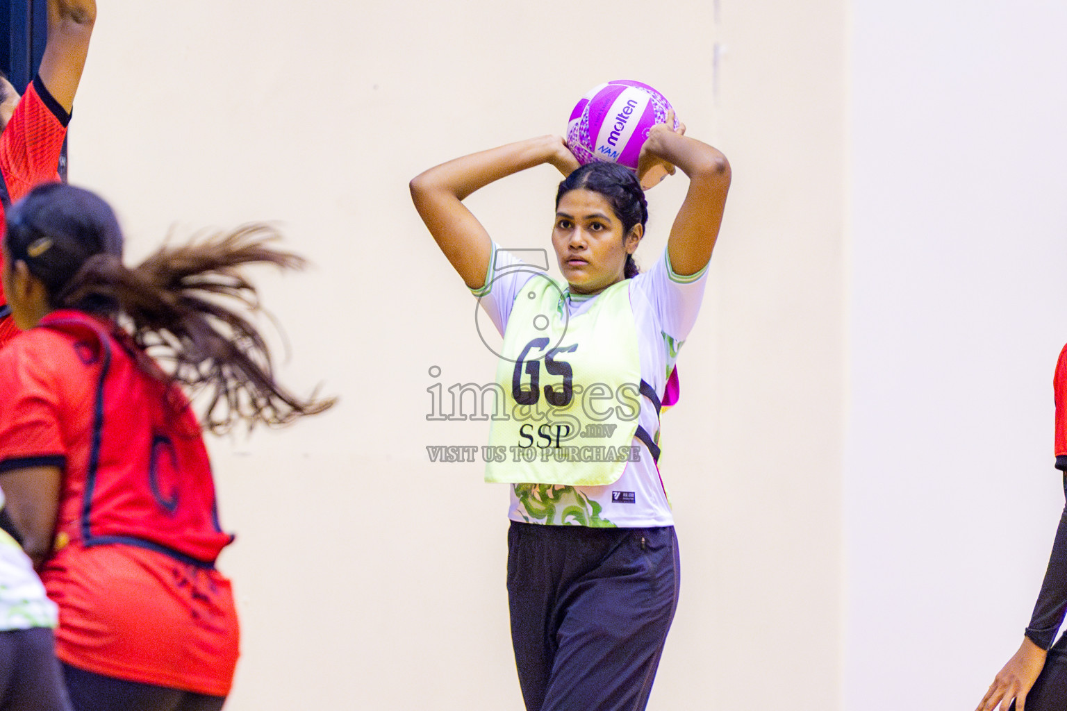 Matrix vs Club green streets in 1st division Final of National Netball Tournament 2025 held in Social Center at Male', Maldives on Thursday, 29th May 2025. Photos: Nausham Waheed / images.mv