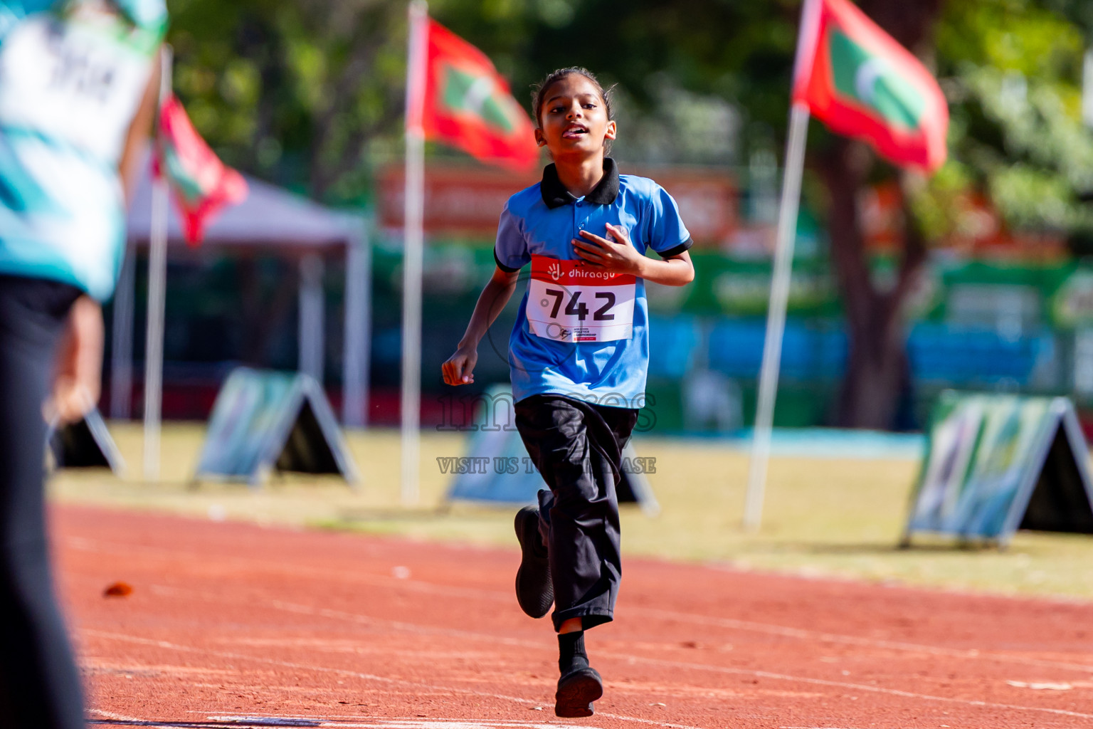 Day 1 of Inter-school Athletics Championship 2025 held in Ekuveni Synthetic Track, Male', Maldives on Monday, 06th October 2025. Photos by: Nausham Waheed / Images.mv