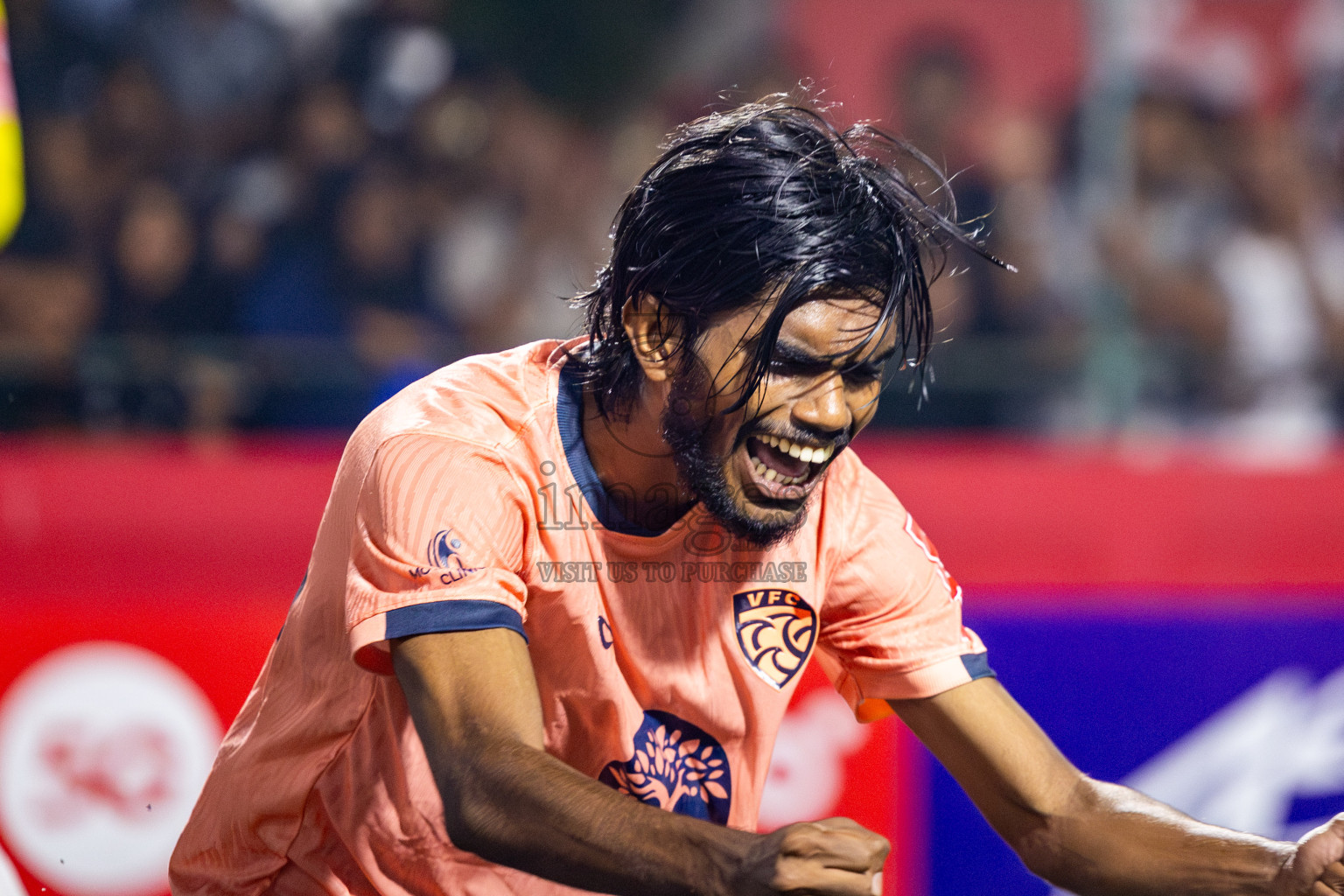 GDh Vaadhoo vs GDh Gadhdhoo in Gaafu Dhaal Atoll Final in Day 24 of Golden Futsal Challenge 2025 was held on Tuesday , 28th January 2025, in Hulhumale', Maldives. Photos: Nausham Waheed / images.mv