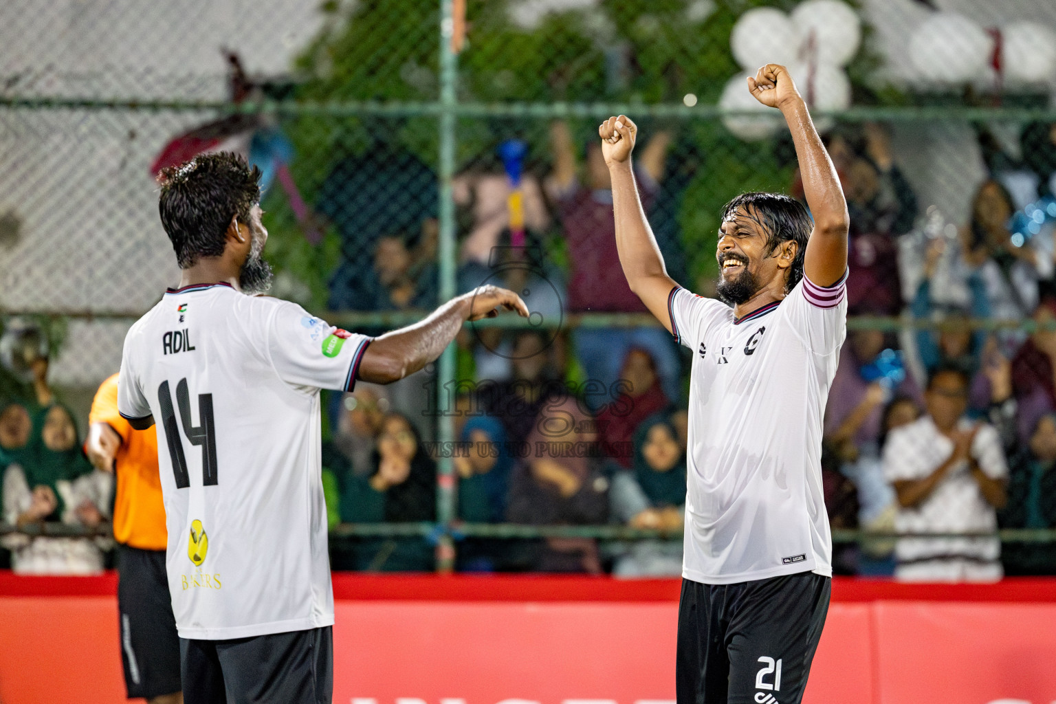 TEAM BADHAHI vs KULHIVARU VUZARA CLUB in the Semi-finals of Club Maldives Classic 2024 held in Rehendi Futsal Ground, Hulhumale', Maldives on Tuesday, 19th September 2024. 
Photos: Ismail Thoriq / images.mv