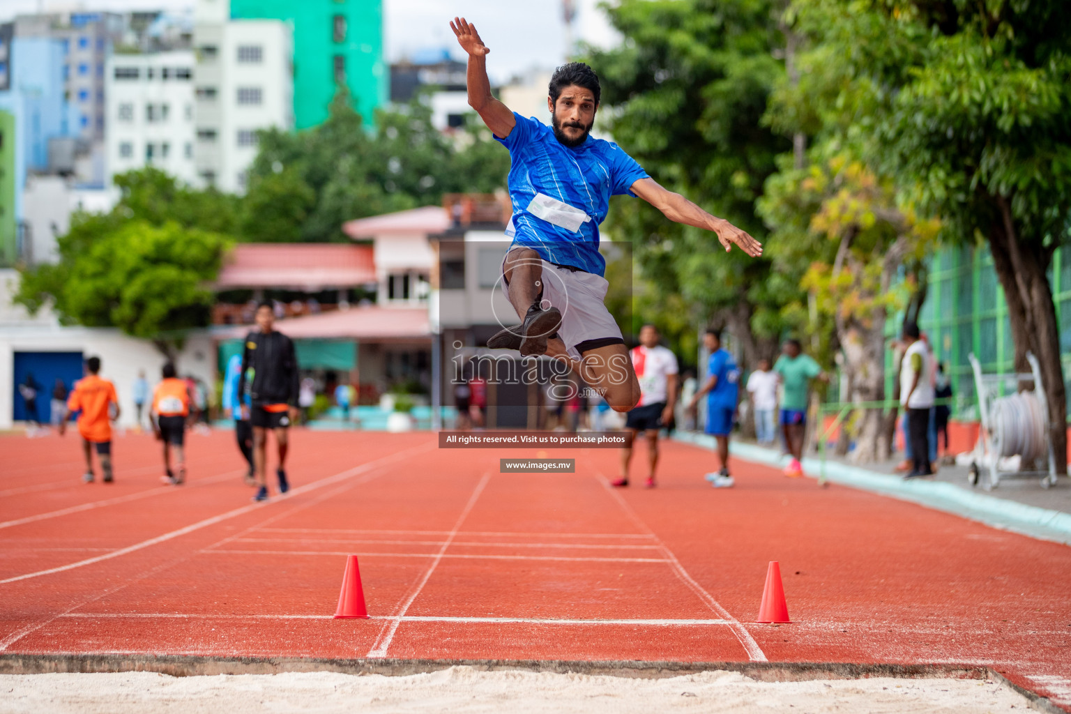 Day 2 of National Athletics Championship 2023 was held in Ekuveni Track at Male', Maldives on Friday, 24th November 2023. Photos: Hassan Simah / images.mv