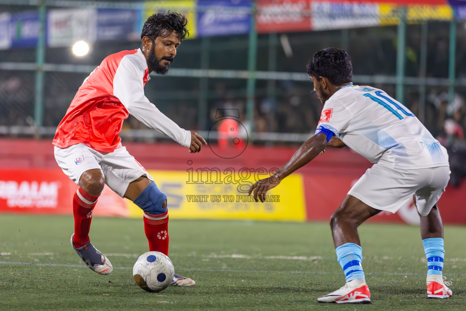 Sh Feydhoo vs N Kendhikulhudhoo on Day 37 of Golden Futsal Challenge 2024 was held on Thursday, 22nd February 2024, in Hulhumale', Maldives
Photos: Ismail Thoriq / images.mv