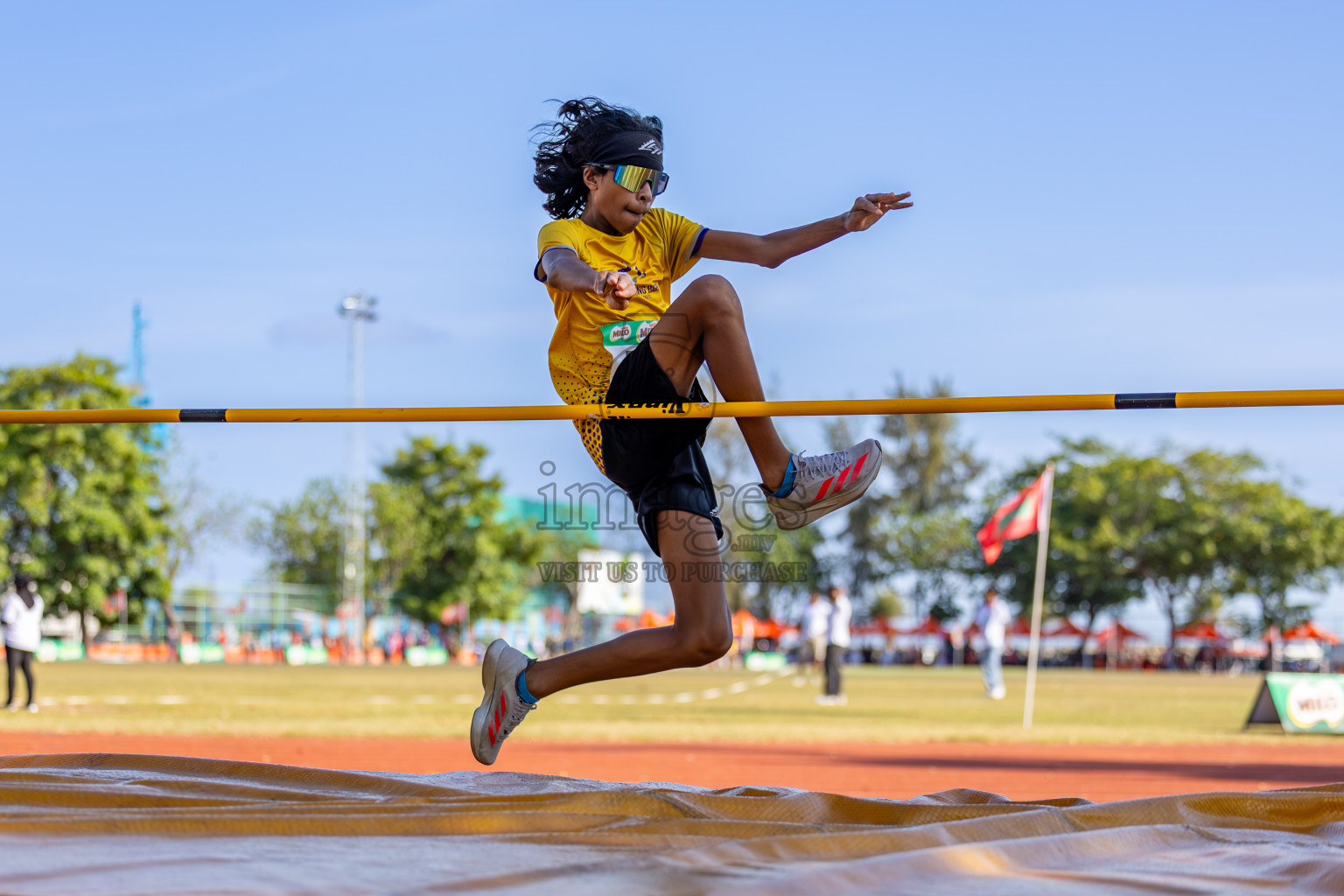 Day 1 of Inter-school Athletics Championship 2025 held in Ekuveni Synthetic Track, Male', Maldives on Monday, 06th October 2025. Photos by: Nausham Waheed, Areef, Ismail Thoriq / Images.mv