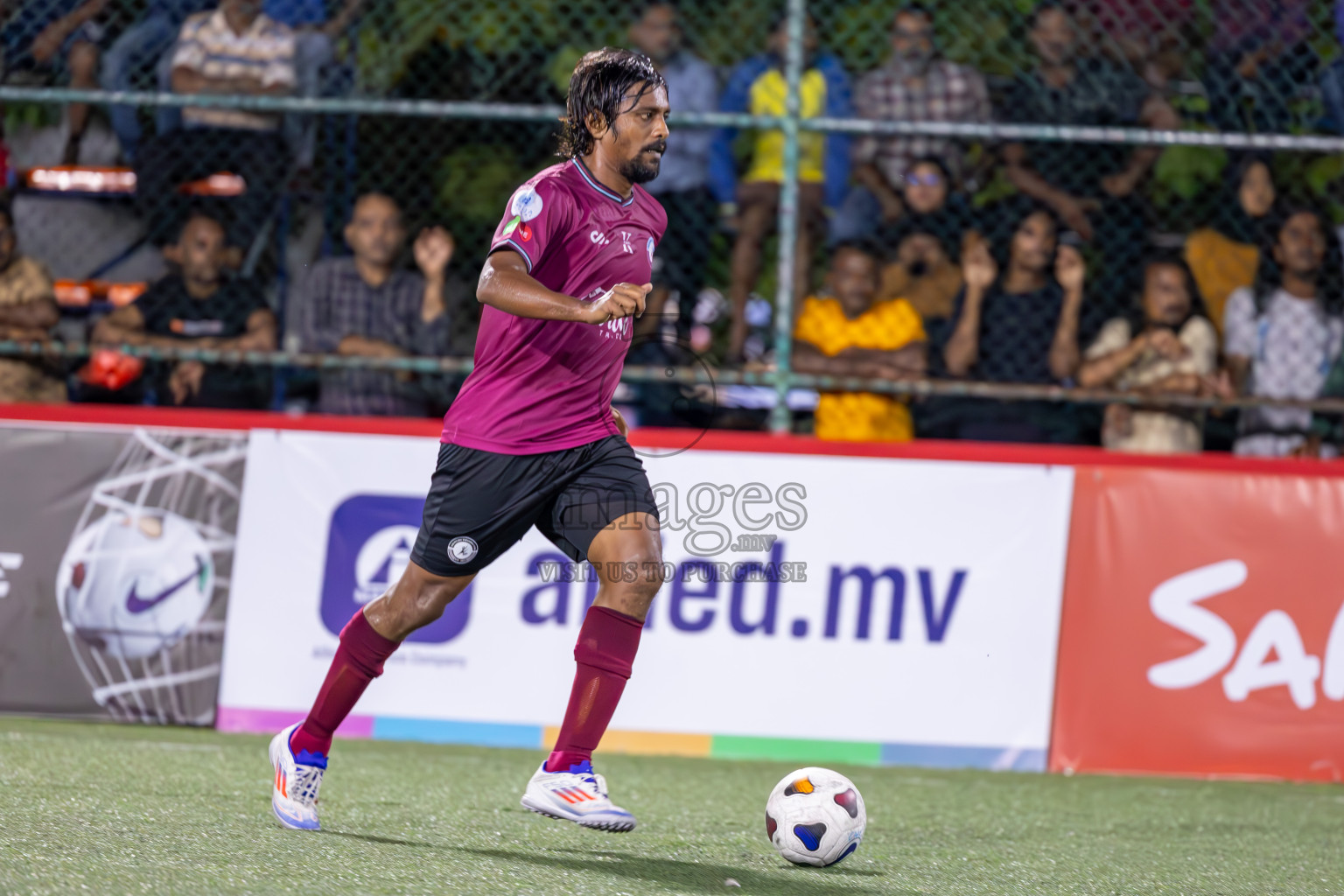 Kulhivaru Vuzaara vs HHRC in Club Maldives Classic 2024 held in Rehendi Futsal Ground, Hulhumale', Maldives on Sunday, 8th September 2024. 
Photos: Ismail Thoriq / images.mv