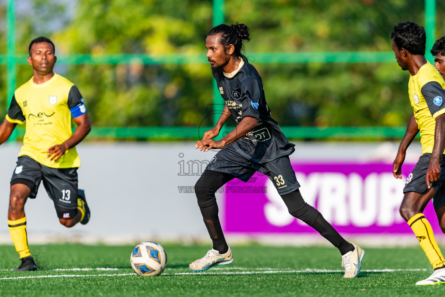 Kanmathi Juniors vs JT Sports from Manadhoo Council Cup 2024 in N Manadhoo Maldives on Wednesday, 21st February 2023. Photos: Nausham Waheed / images.mv