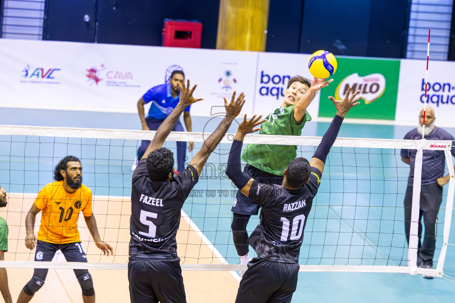 Final of MILO VAM Cup 2024 (Men's Division) was held in Social Center Indoor Hall on Monday, 4th November 2024. 
Photos: Ismail Thoriq / images.mv