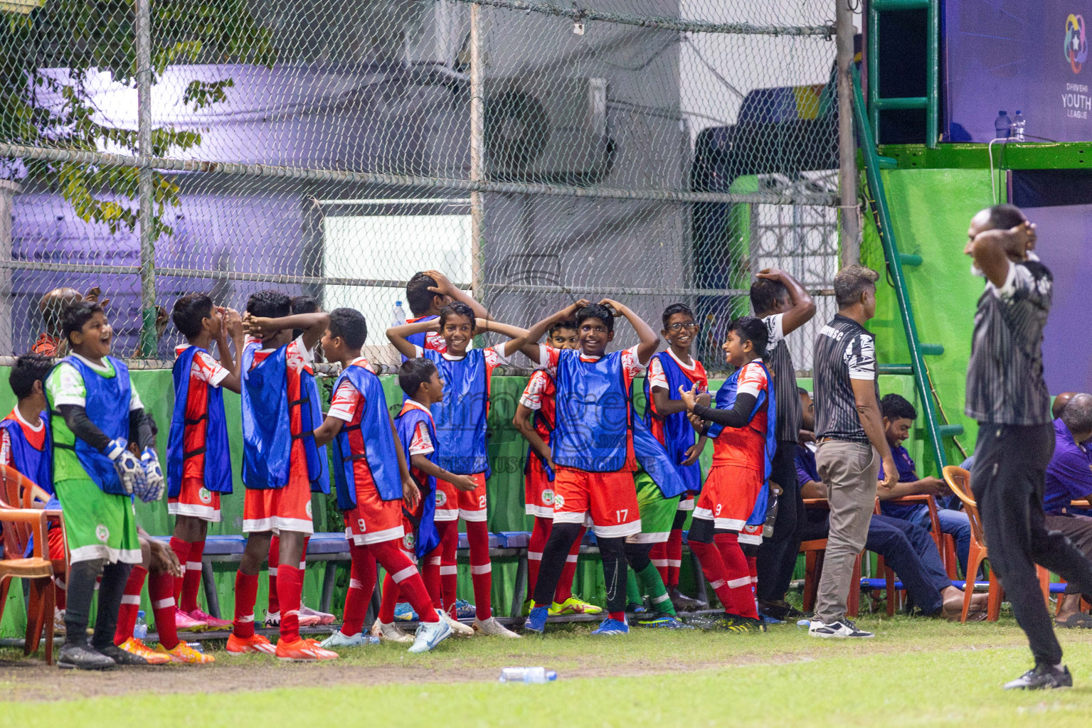 Maziya vs Hurriya (U12) in Day 4 of Dhivehi Youth League 2024 held at Henveiru Stadium on Thursday, 28th November 2024. Photos: Shuu Abdul Sattar/ Images.mv