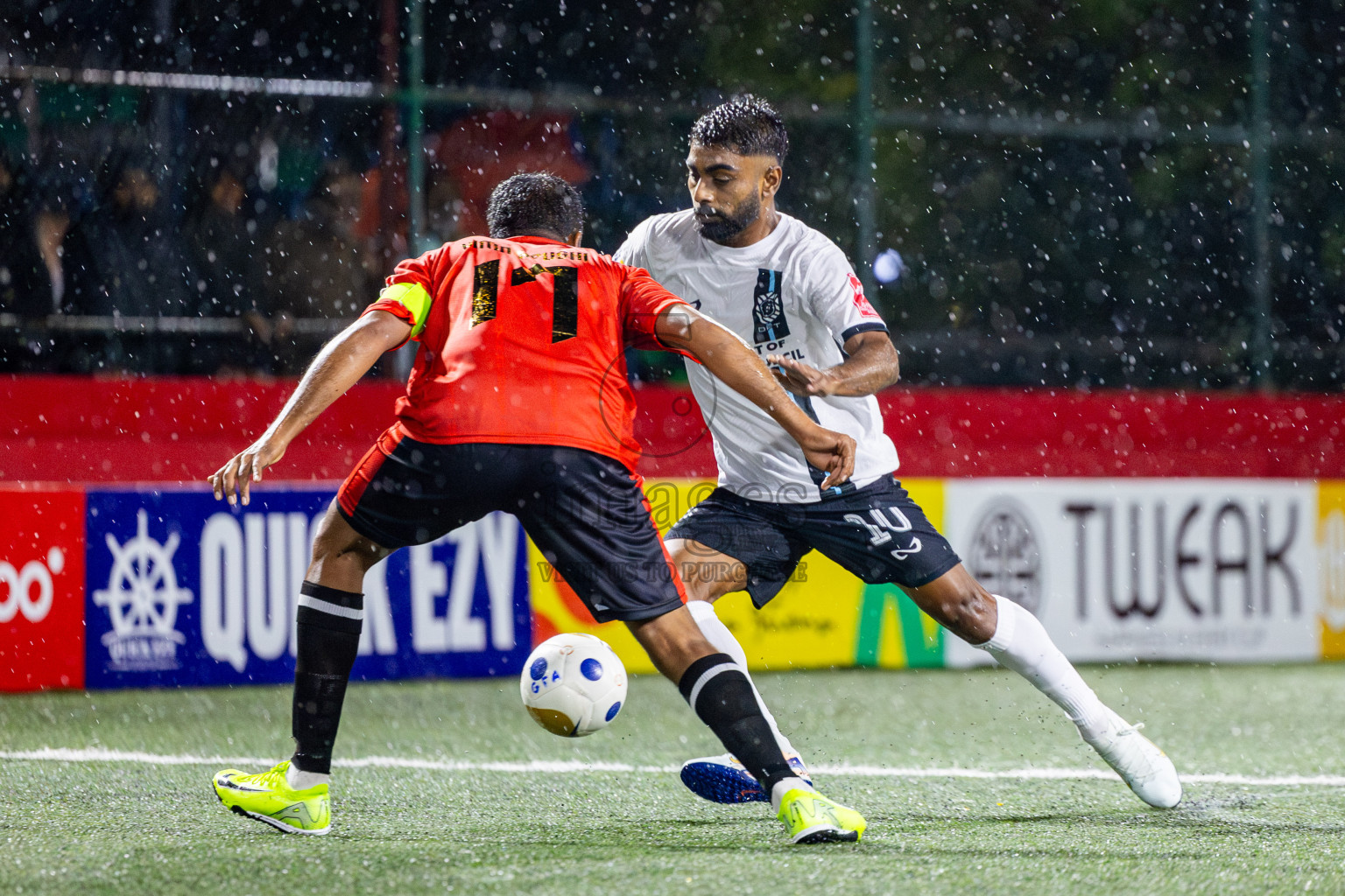 K Himmafushi vs K Dhiffushi in Day 10 of Golden Futsal Challenge 2025 was held on Tuesday, 14th January 2025, in Hulhumale', Maldives Photos: Nausham Waheed / images.mv