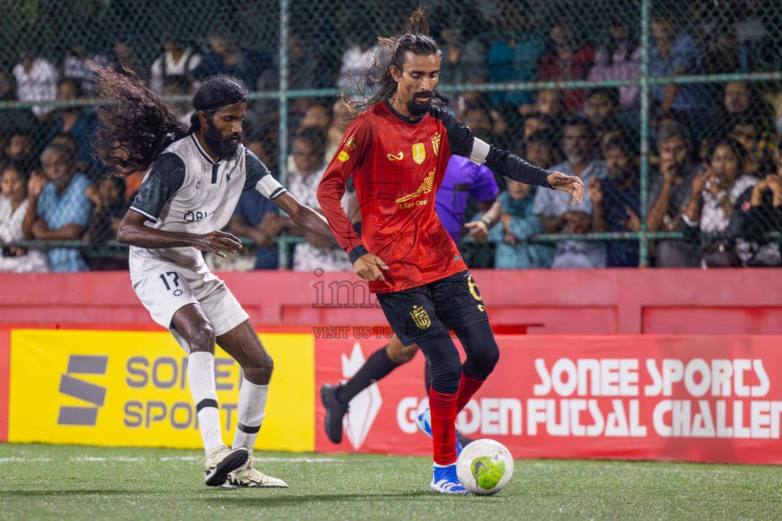 Vilimale vs L Gan in Semi Finals of Golden Futsal Challenge 2024 which was held on Friday, 1st March 2024, in Hulhumale', Maldives.
Photos: Ismail Thoriq / images.mv