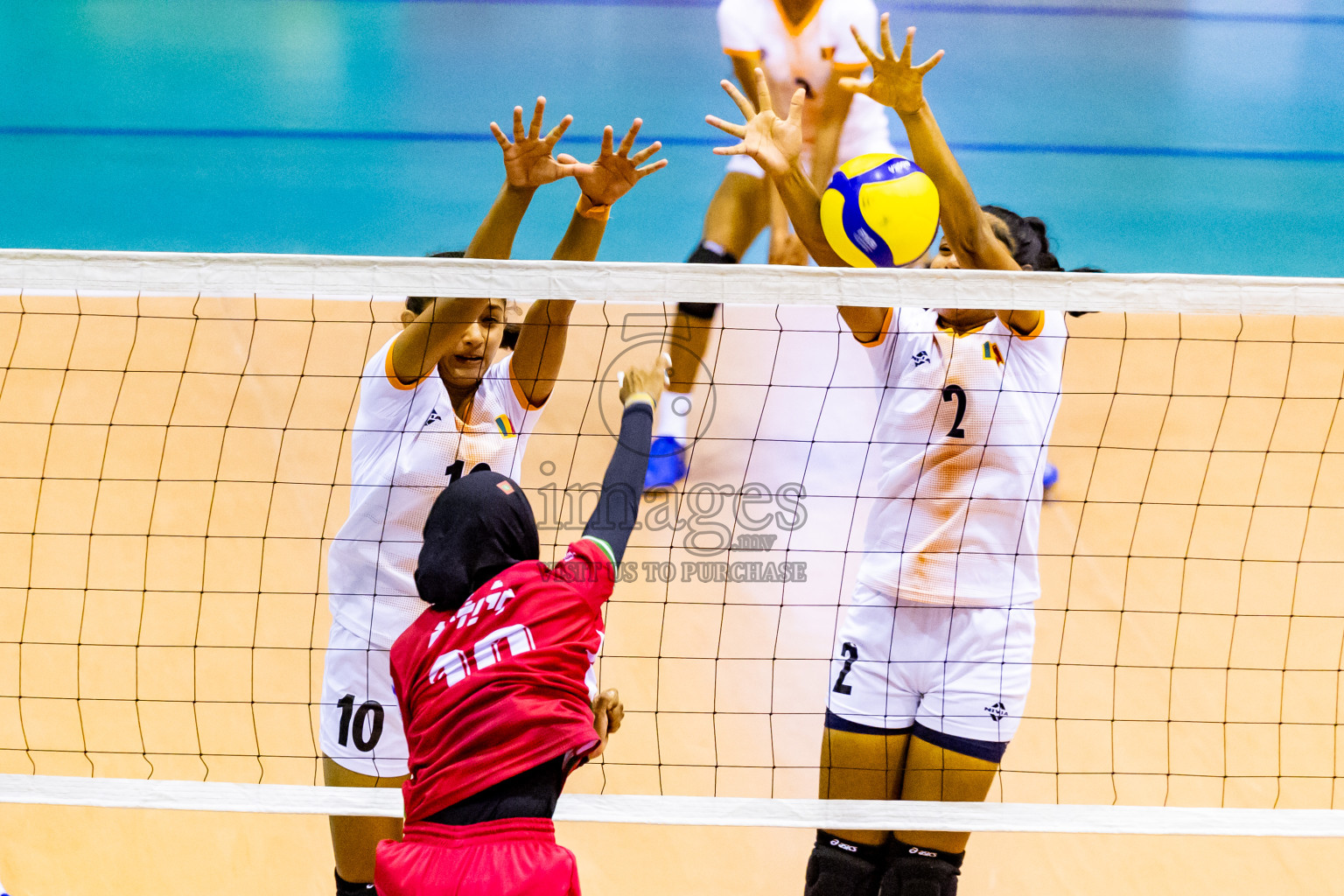 Sri Lanka vs Maldives in Semi Final of CAVA U20 Woman's Volleyball Championship 2024 was held in Social Center, Male', Maldives on 22nd July 2024. Photos: Nausham Waheed / images.mv