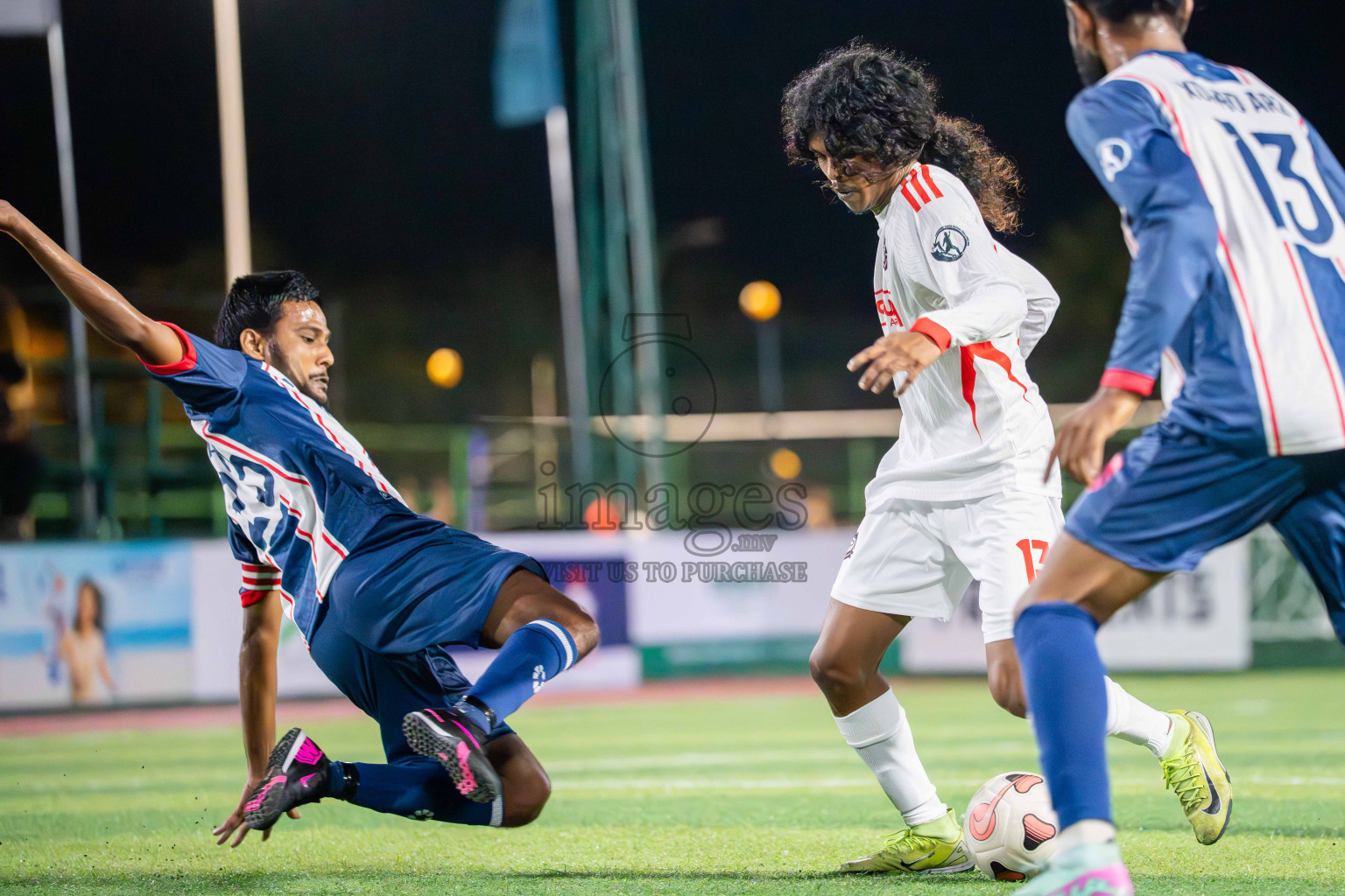 Maahinne UTD VS Outreef SC in Day 1 - Fonadhoo Youth Futsal Challenge 2025 was held in Fonadhoo Futsal Stadium, L. Fonadhoo, Maldives on Sunday, 26th October 2025 Photos: Arif Rasheed / images.mv