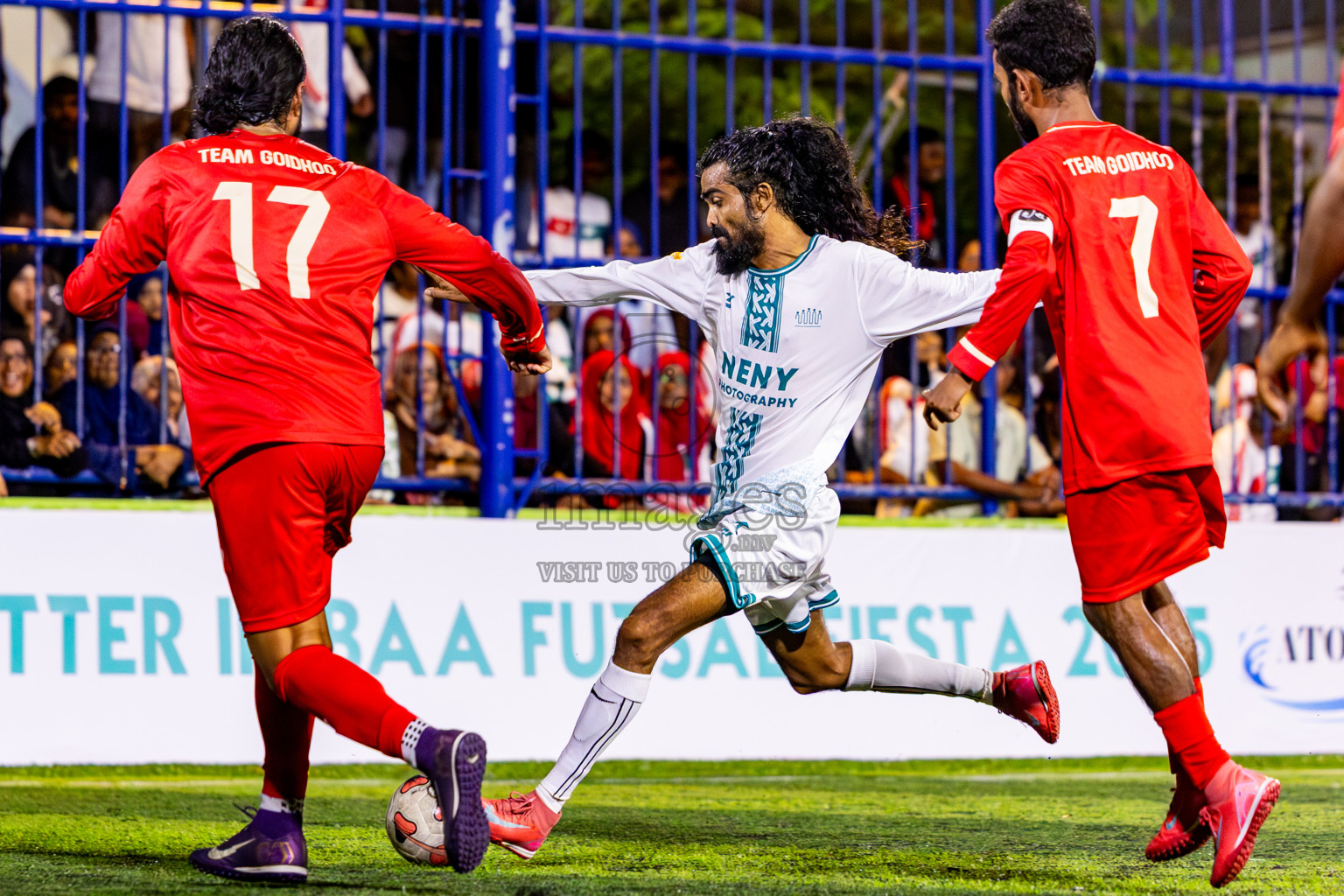 Kamadhoo vs Goidhoo in Day 3 of Better in Baa Futsal Fiesta 2025 Men's division held in B. Eydhafushi, Maldives on Friday, 7th November 2025. Photos: Nausham Waheed / images.mv