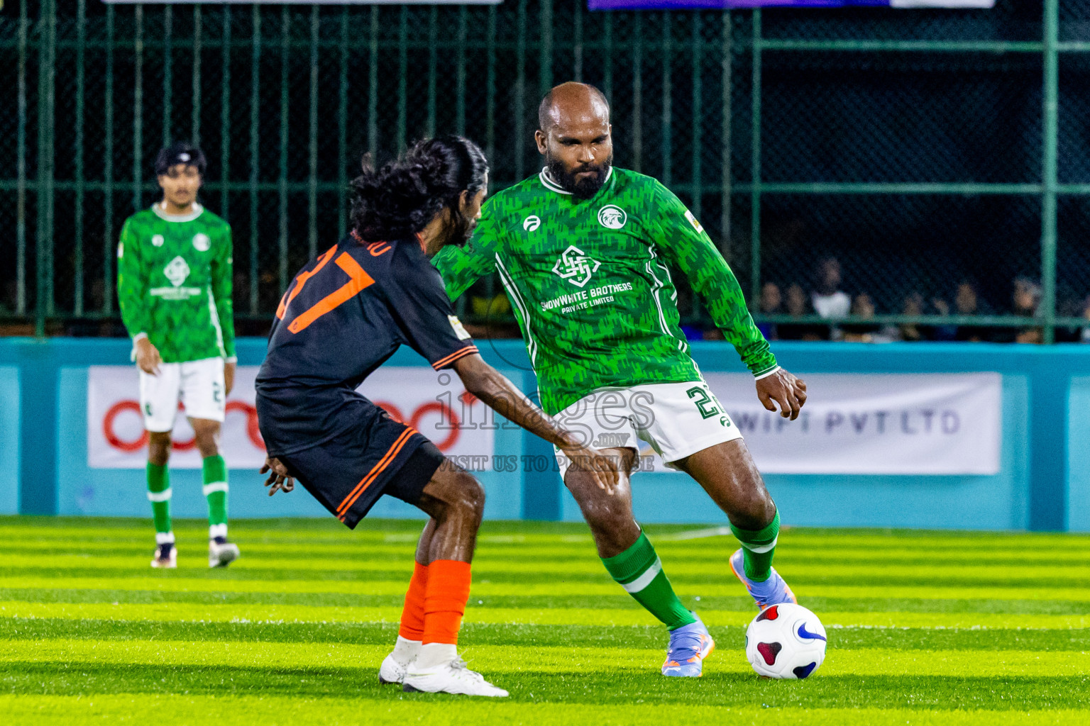 Dee Ess Kay vs FC Baaz in Day 1 of Laamehi Dhiggaru Ekuveri Futsal Challenge 2024 was held on Friday, 26th July 2024, at Dhiggaru Futsal Ground, Dhiggaru, Maldives Photos: Nausham Waheed / images.mv