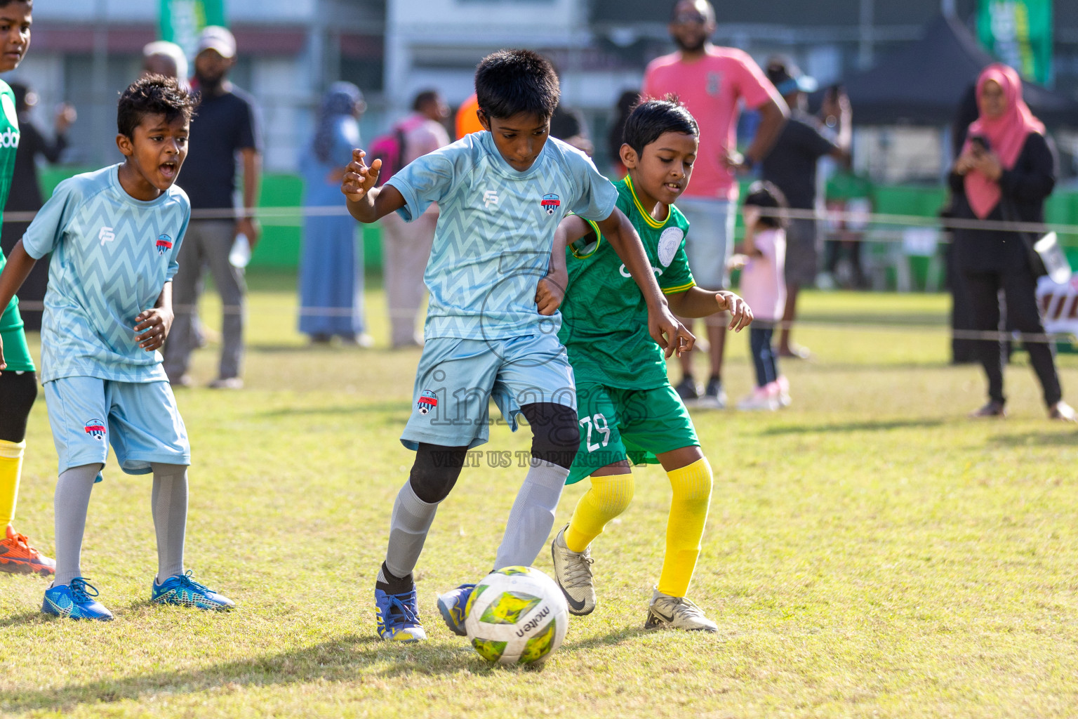 Day 2 of MILO Academy Championship 2025 was held on Friday, 14th February 2025 in Henveiru Stadium.
Photos: Mohamed Mahfooz Moosa / Images.mv