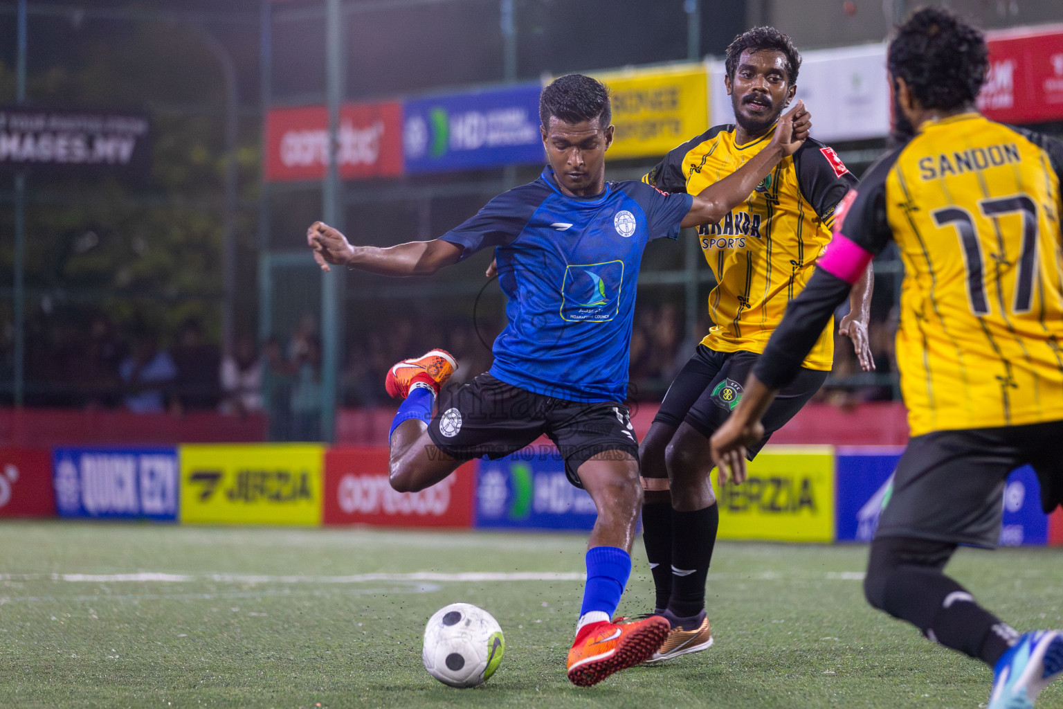 HA Vashafaru vs HA Hoarafushi in Day 5 of Golden Futsal Challenge 2024 was held on Friday, 19th January 2024, in Hulhumale', Maldives Photos: Mohamed Mahfooz Moosa / images.mv