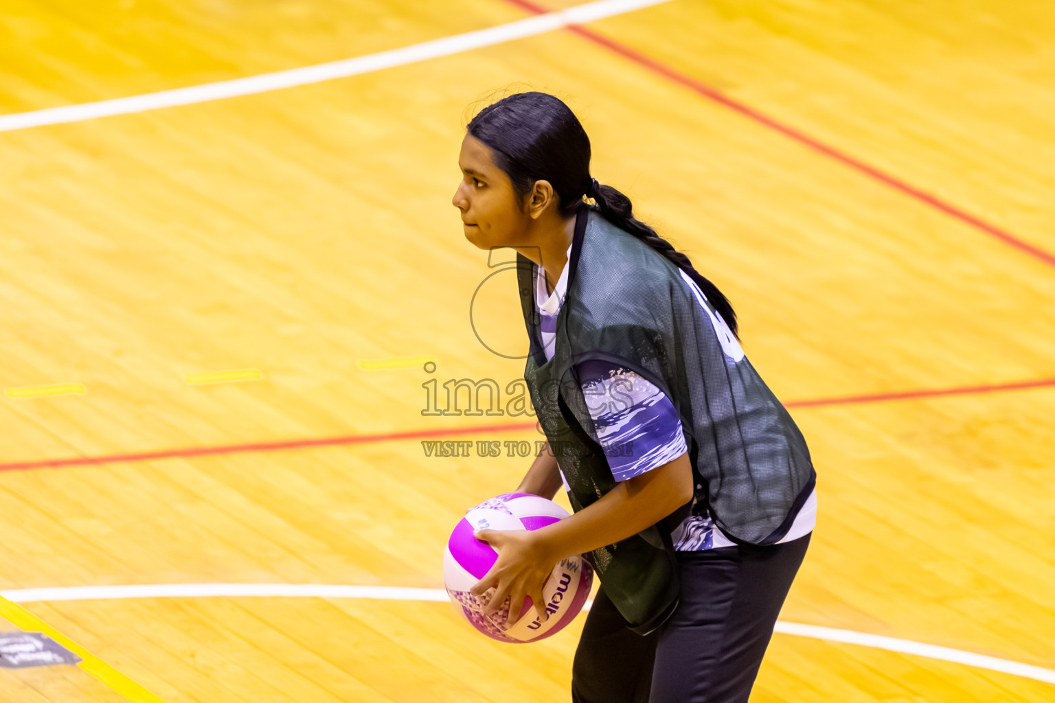 SC Skylark vs SC Shining Star in Day 7 of 24th Milo Netball Association Championship was held in Social Center at Male', Maldives on Sunday, 7th September 2025. Photos: Nausham Waheed / images.mv