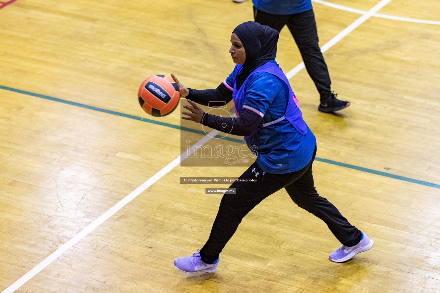 Xenith Sports Club vs Youth United Sports Club in the Milo National Netball Tournament 2022 on 18 July 2022, held in Social Center, Male', Maldives. Photographer: Shuu, Hassan Simah / Images.mv