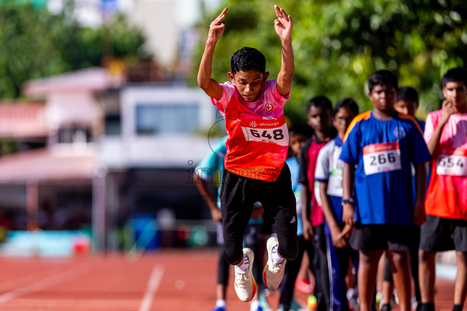 Day 1 of Inter-school Athletics Championship 2025 held in Ekuveni Synthetic Track, Male', Maldives on Monday, 06th October 2025. Photos by: Nausham Waheed / Images.mv