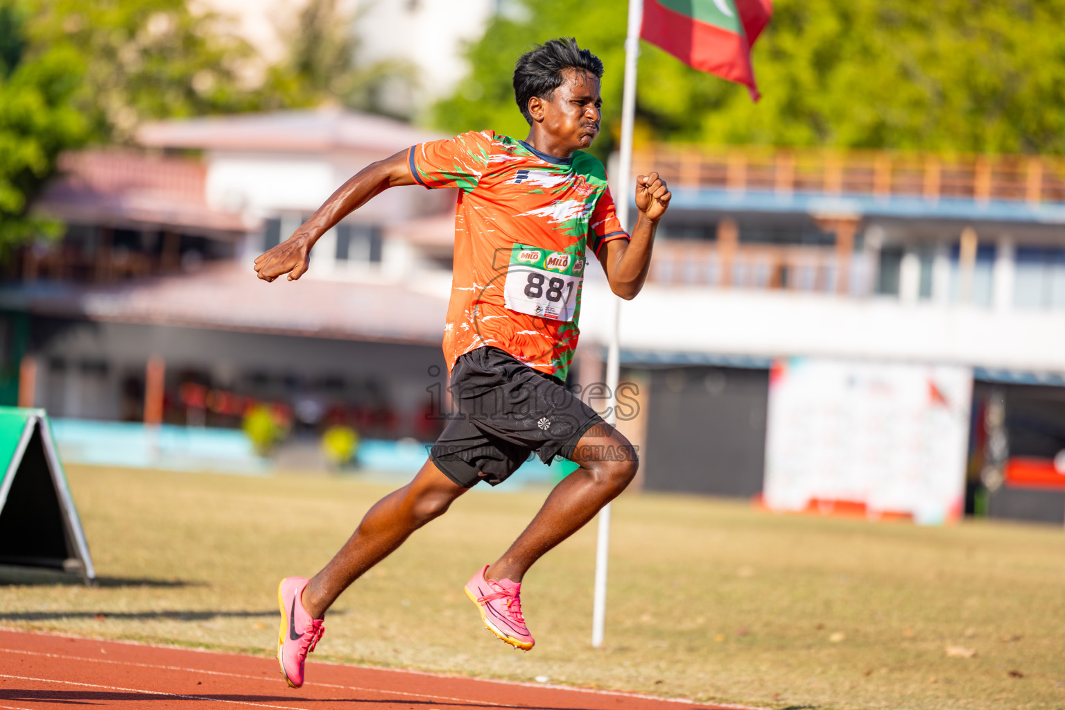 Day 1 of Inter-school Athletics Championship 2025 held in Ekuveni Synthetic Track, Male', Maldives on Monday, 06th October 2025. Photos by: Nausham Waheed, Areef, Ismail Thoriq / Images.mv