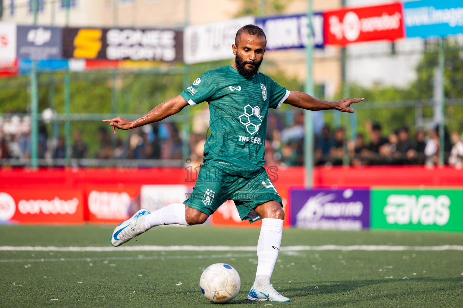 Th Thimarafushi vs Th Vilufushi in Day 14 of Golden Futsal Challenge 2025 was held on Saturday, 18th January 2025, in Hulhumale', Maldives. Photos: Nausham Waheed / images.mv