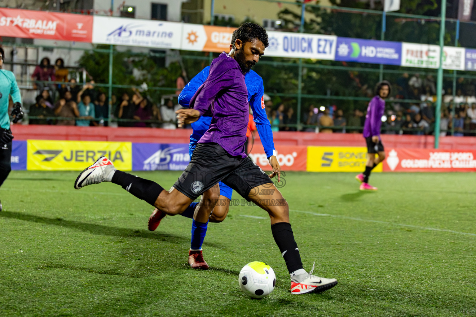 GA. Kanduhulhuhdoo VS S. Hithadhoo on Day 35 of Golden Futsal Challenge 2024 was held on Tuesday, 20th February 2024, in Hulhumale', Maldives 
Photos: Hassan Simah, / images.mv