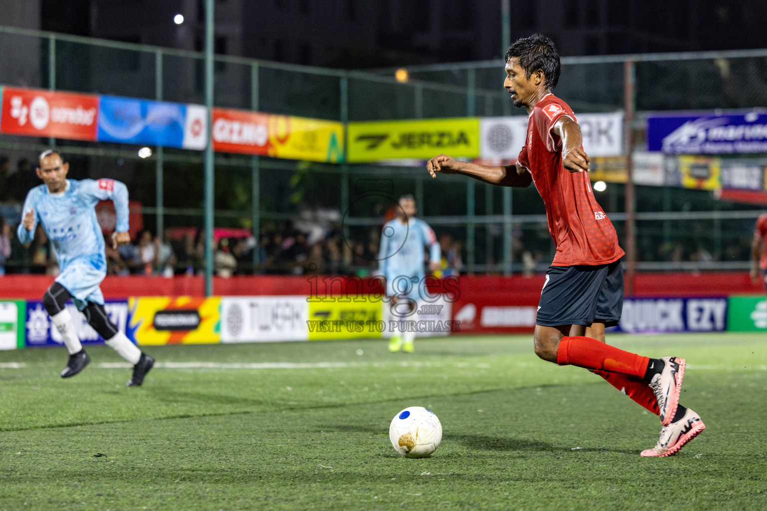 ADh Mahibadhoo VS ADh Kunburudhoo Atoll Round Semi-Final on Day 20 of Golden Futsal Challenge 2025 was held on Friday, 24 January 2025, in Hulhumale', Maldives. 
Photos: Hassan Simah / images.mv