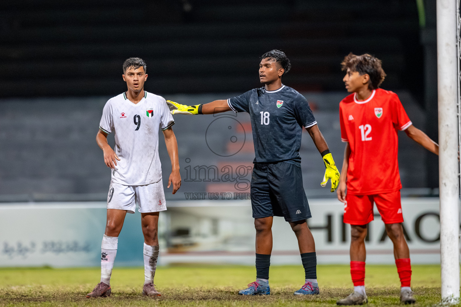 Maldives vs Palestine in the second under 17 friendly held in National Football Stadium, Male', Maldives on Saturday, 15 November 2025. 
Photos: Mohamed Mahfooz Moosa / Images.mv
