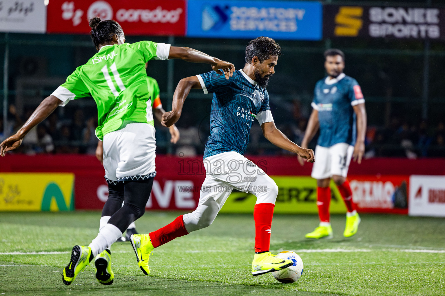 Hdh Naivaadhoo VS Hdh Nolhivaram in Day 9 of Golden Futsal Challenge 2025 was held on Monday, 13th January 2025, in Hulhumale', Maldives Photos: Nausham Waheed , Ismail Thoriq / images.mv